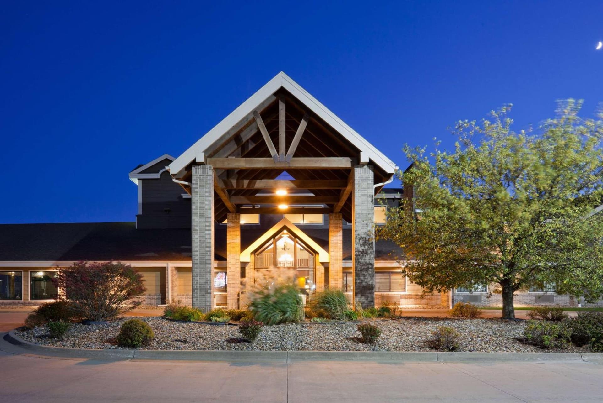 AmericInn by Wyndham Osceola featured exterior or lobby in Osceola, IA — similar hotel