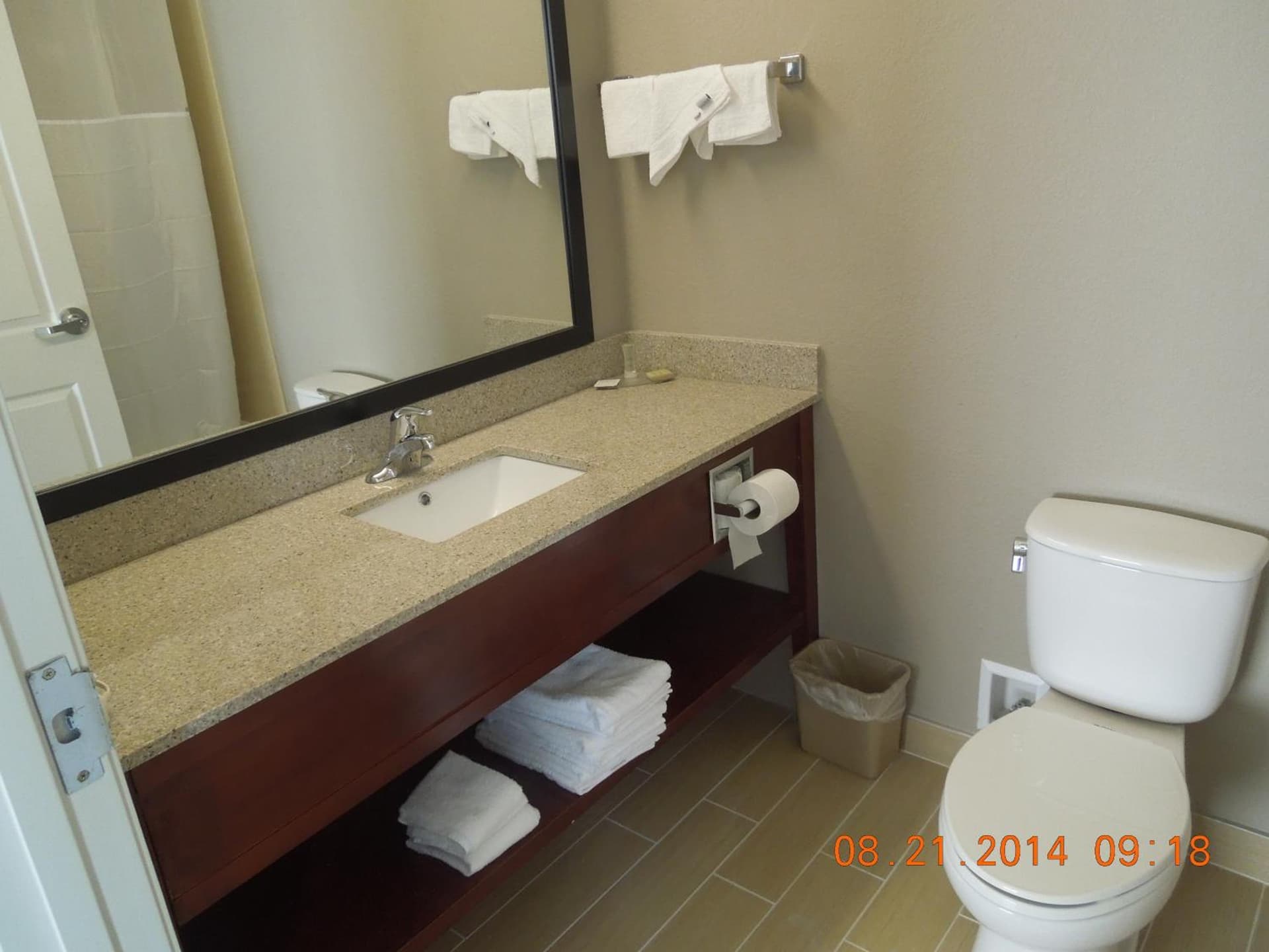 Super 8 by Wyndham Hershey Chocolate Avenue gallery photo in Hershey, PA — image 16