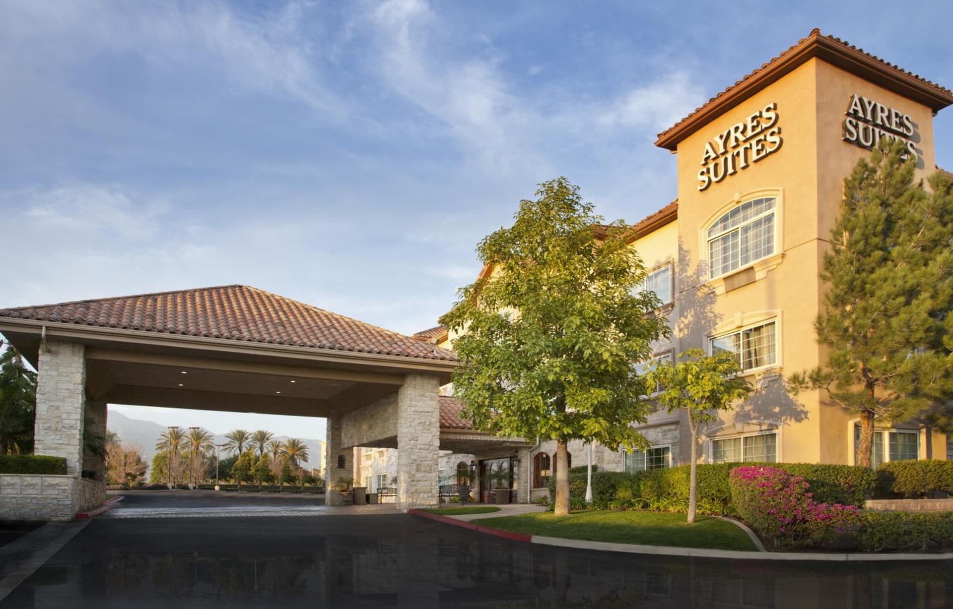 Ayres Suites Ontario at the Mills Mall - Rancho Cucamonga interior in Ontario, CA — gallery photo 2