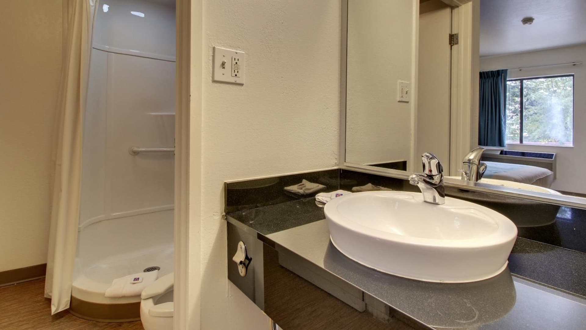 Motel 6-Des Moines, IA - North gallery photo in Des Moines, IA — image 23
