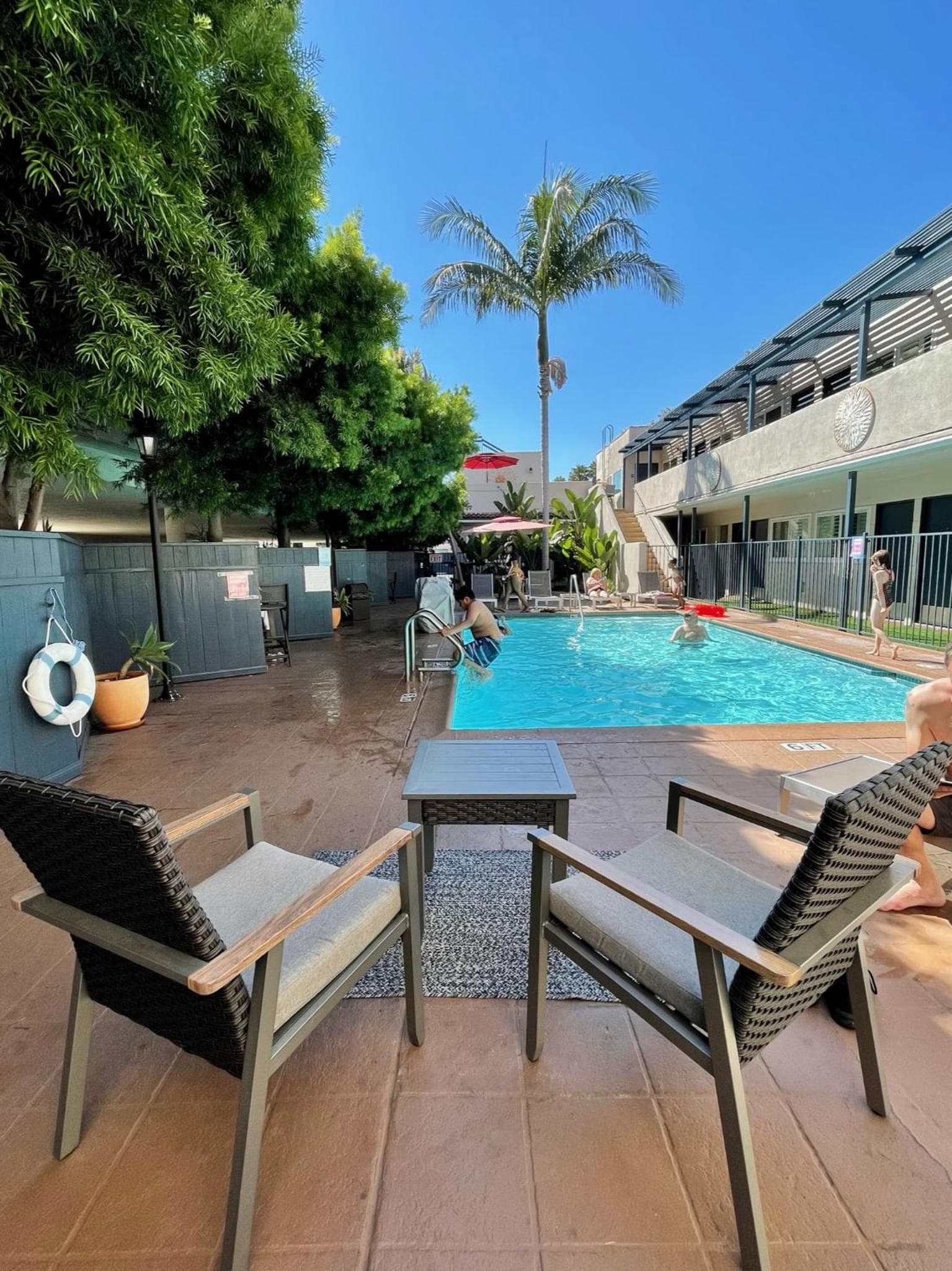 Beachside Inn gallery photo in Santa Barbara, CA — image 8