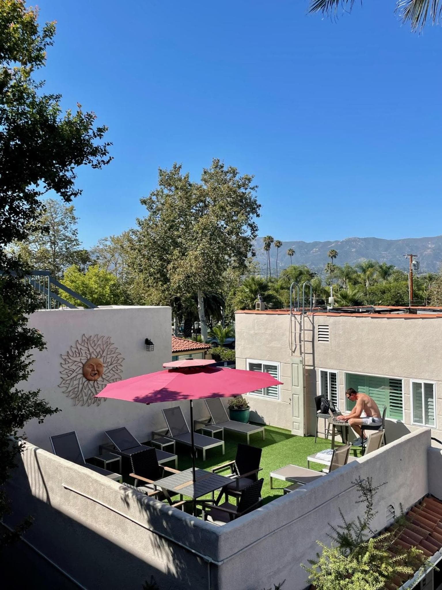 Beachside Inn gallery photo in Santa Barbara, CA — image 178