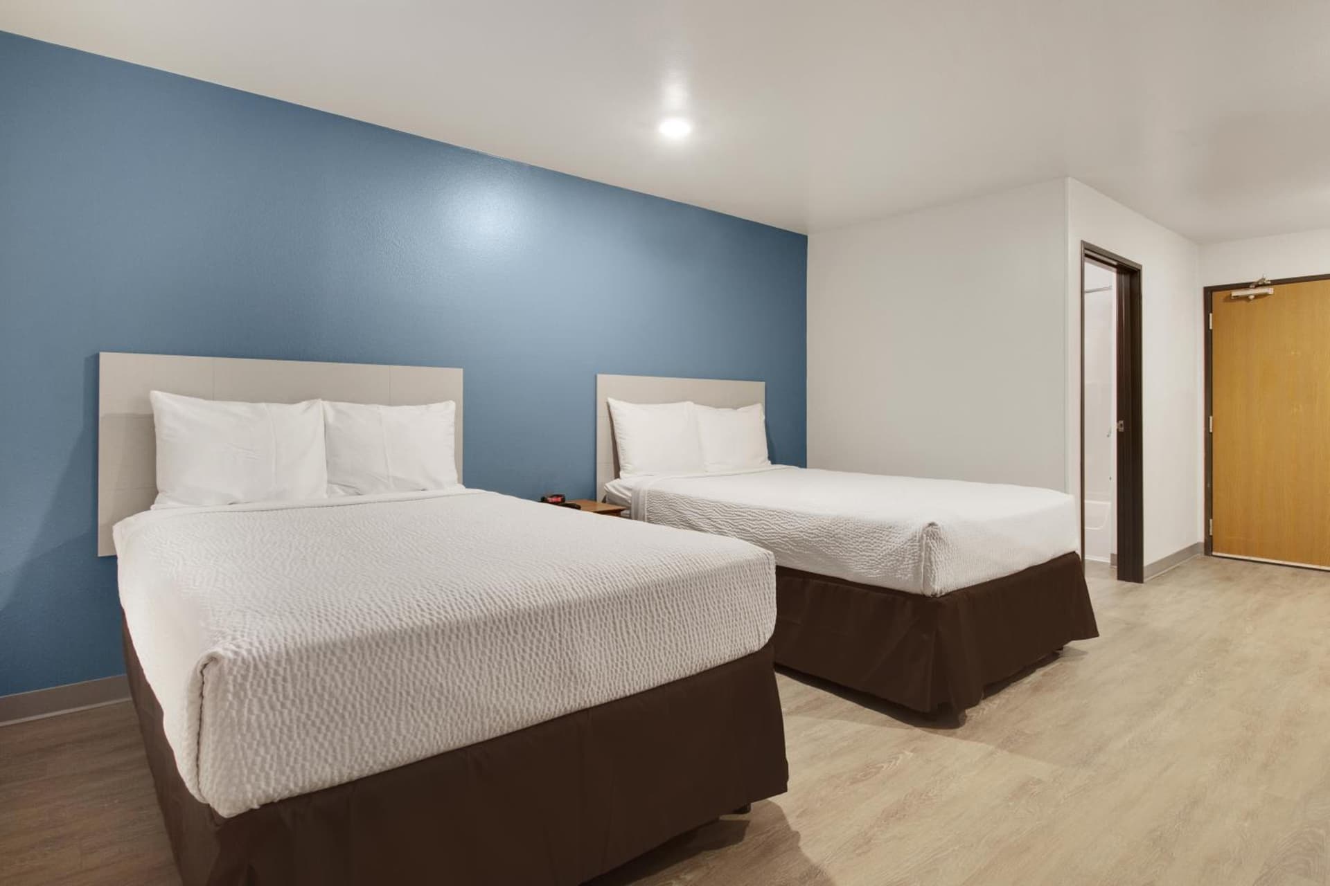WoodSpring Suites Texas City gallery photo in Texas City, TX — image 7