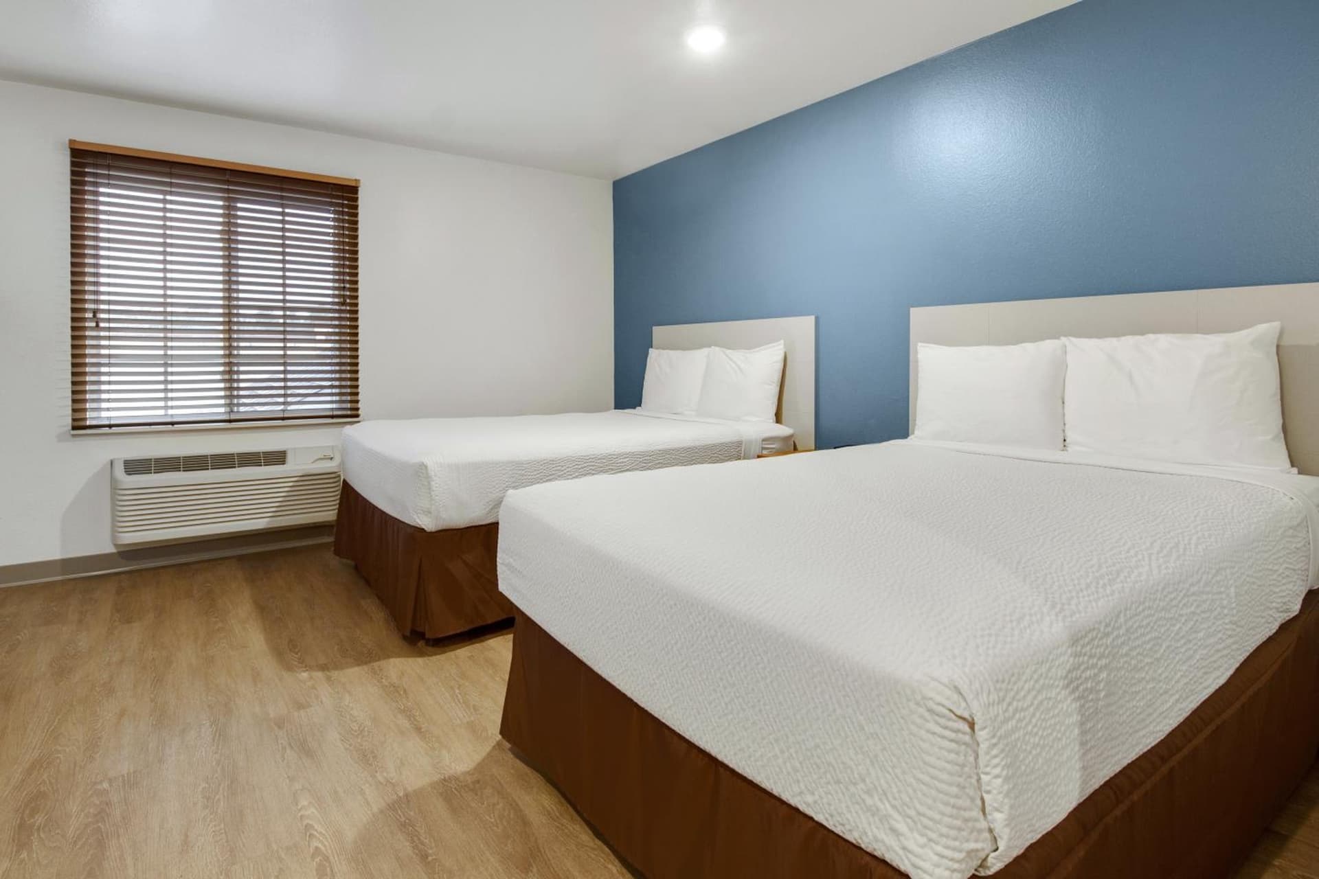 WoodSpring Suites Texas City gallery photo in Texas City, TX — image 5