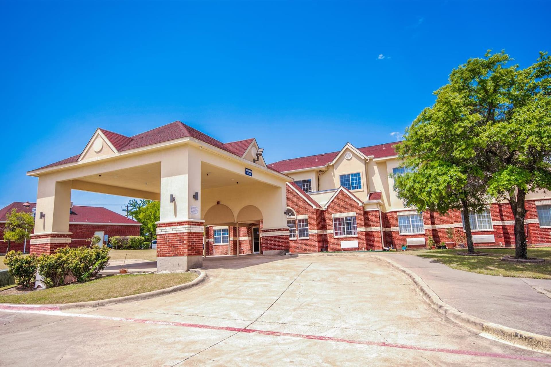 Econo Lodge Inn & Suites Mesquite - Dallas East gallery photo in Mesquite, TX — image 36