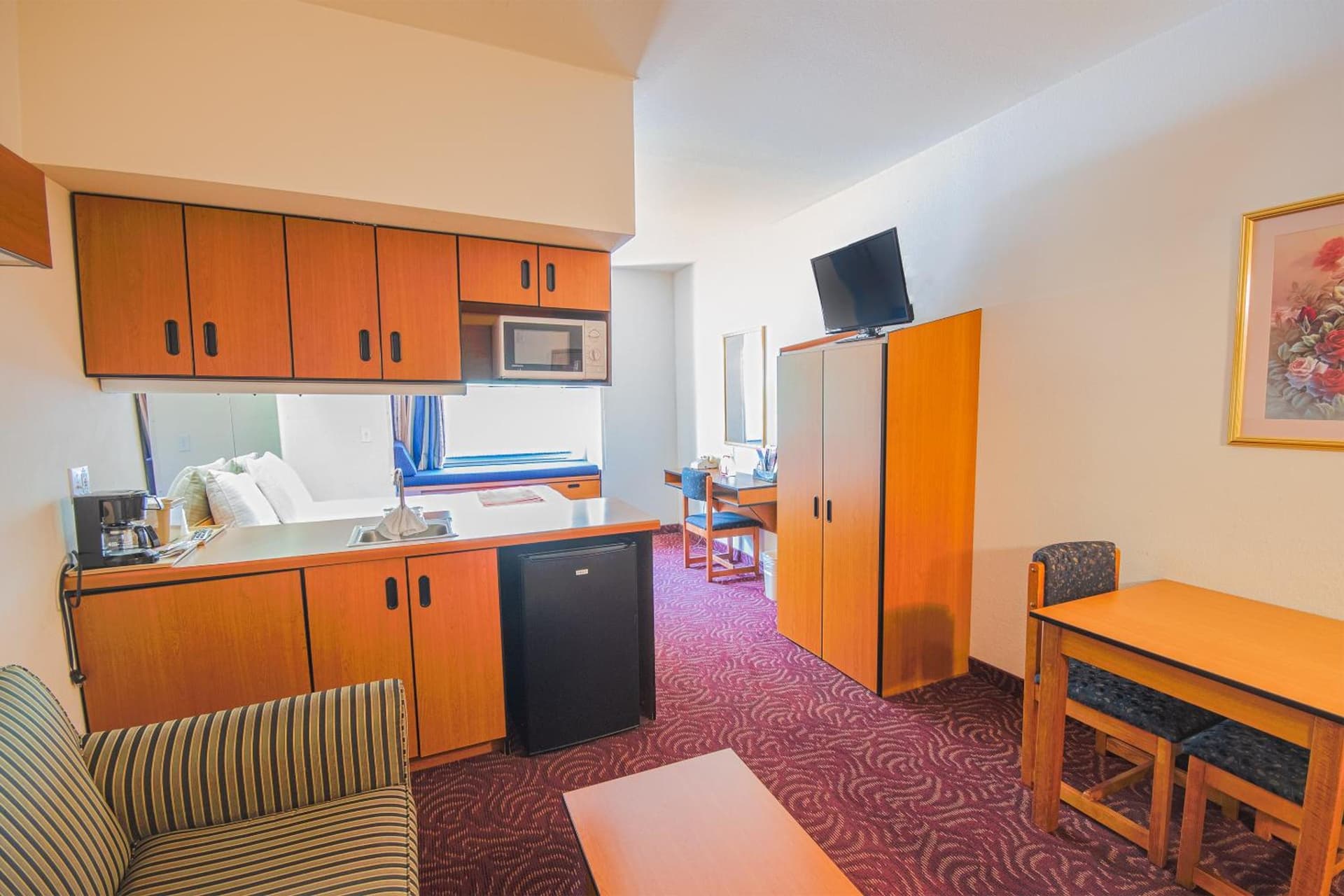 Econo Lodge Inn & Suites Mesquite - Dallas East gallery photo in Mesquite, TX — image 39