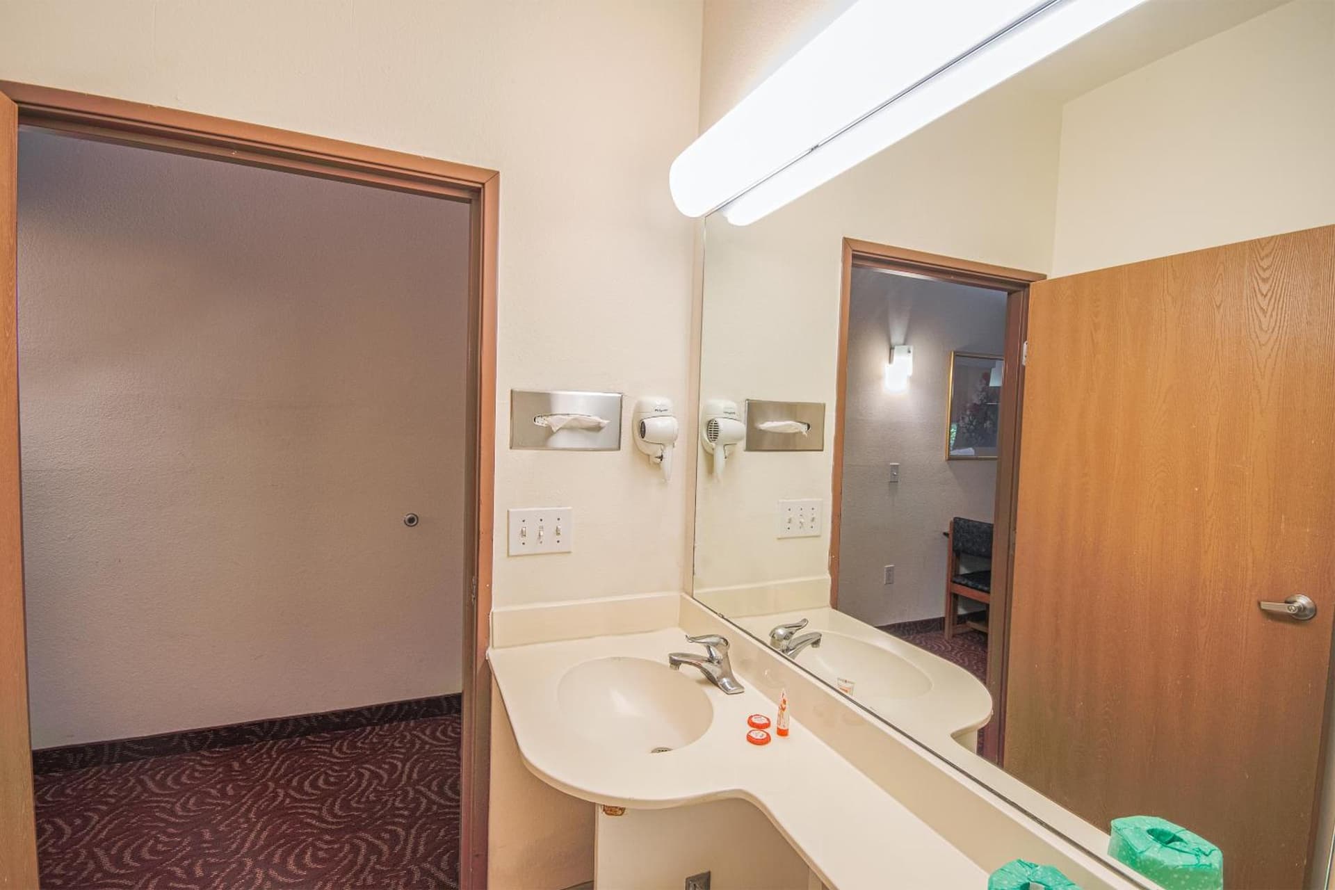 Econo Lodge Inn & Suites Mesquite - Dallas East gallery photo in Mesquite, TX — image 55