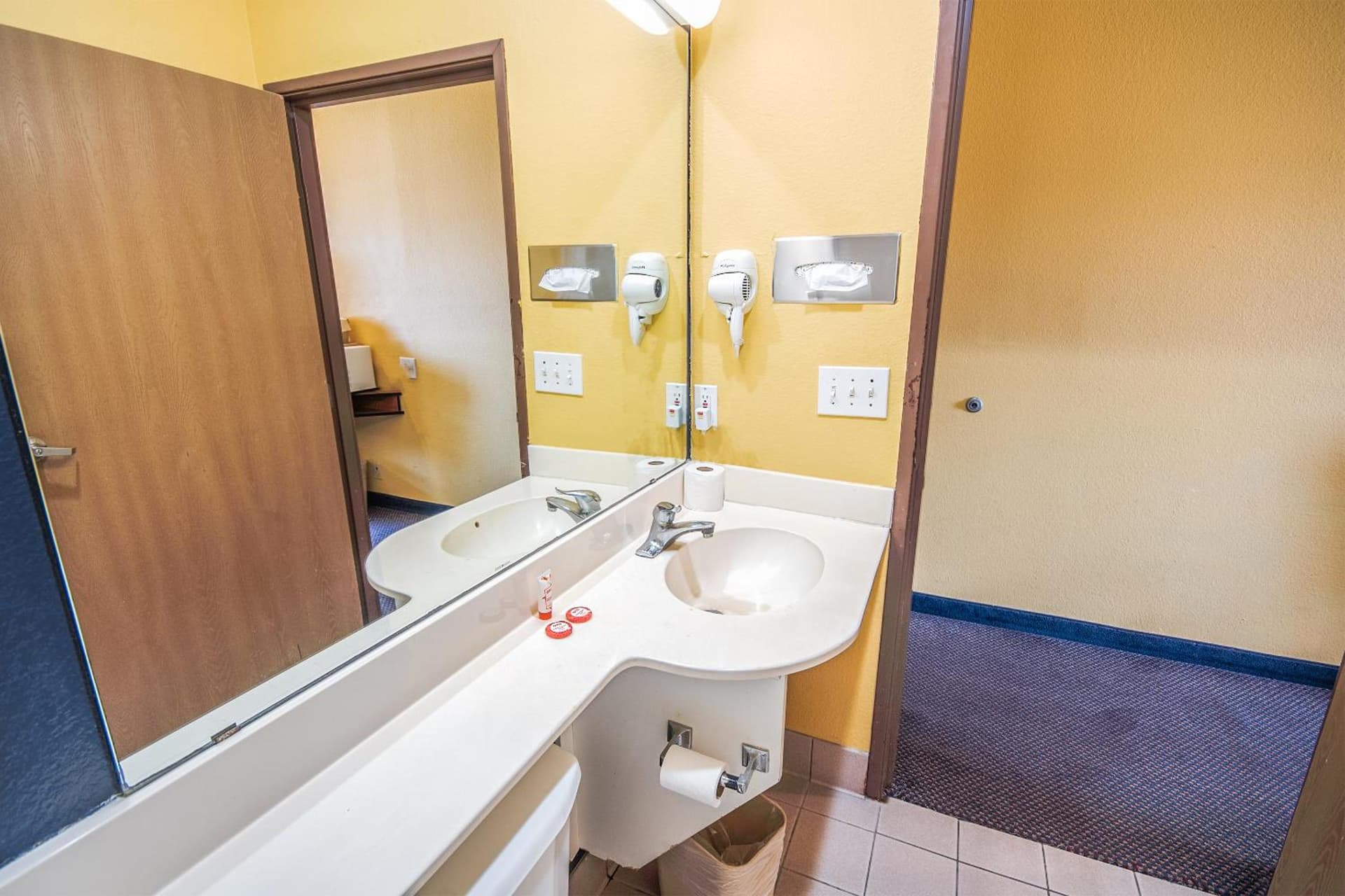 Econo Lodge Inn & Suites Mesquite - Dallas East gallery photo in Mesquite, TX — image 26