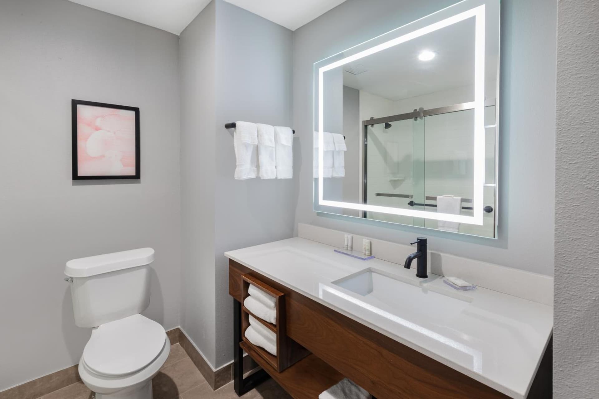 Hawthorn Extended Stay by Wyndham Oklahoma City Airport gallery photo in Oklahoma City, OK — image 27