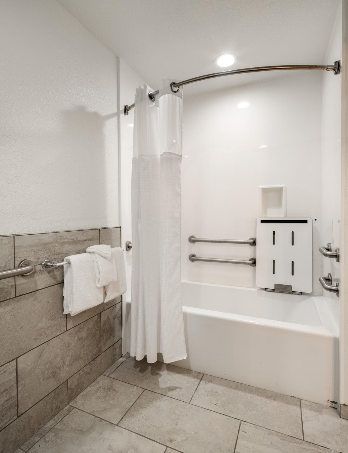 Ayres Suites Diamond Bar gallery photo in Diamond Bar, CA — image 19
