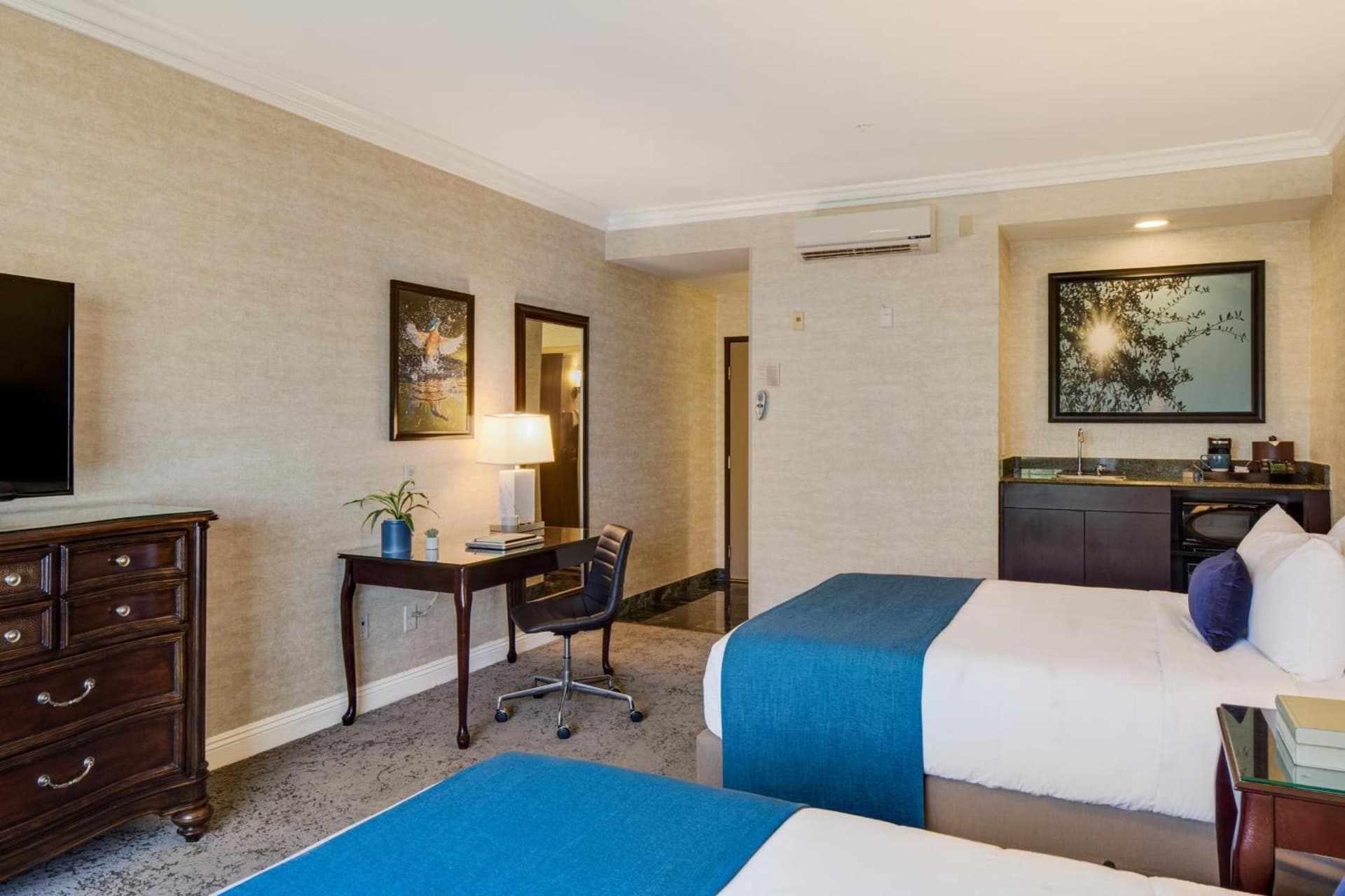 Ayres Suites Diamond Bar gallery photo in Diamond Bar, CA — image 9