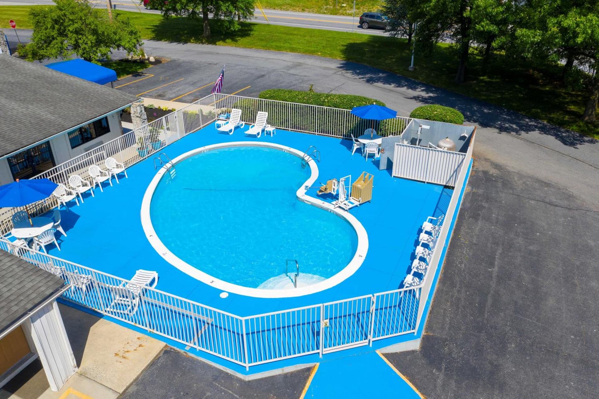 American Inn property views in Carlisle, PA — gallery photo 3
