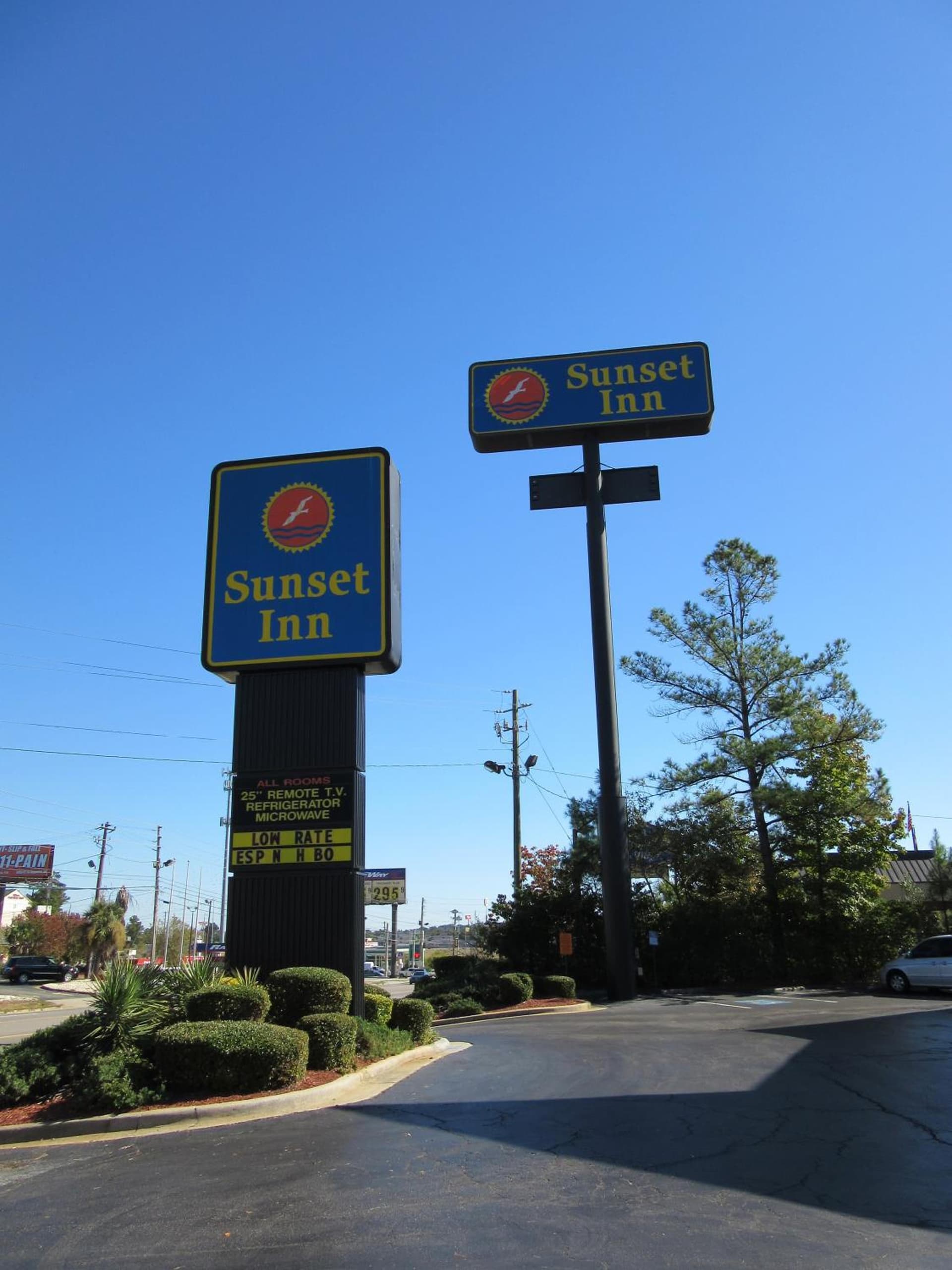 Sunset Inn - Augusta exterior or lobby in Augusta, GA — main listing photo