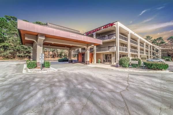 Economy Hotel Roswell featured exterior or lobby in Roswell, GA — similar hotel