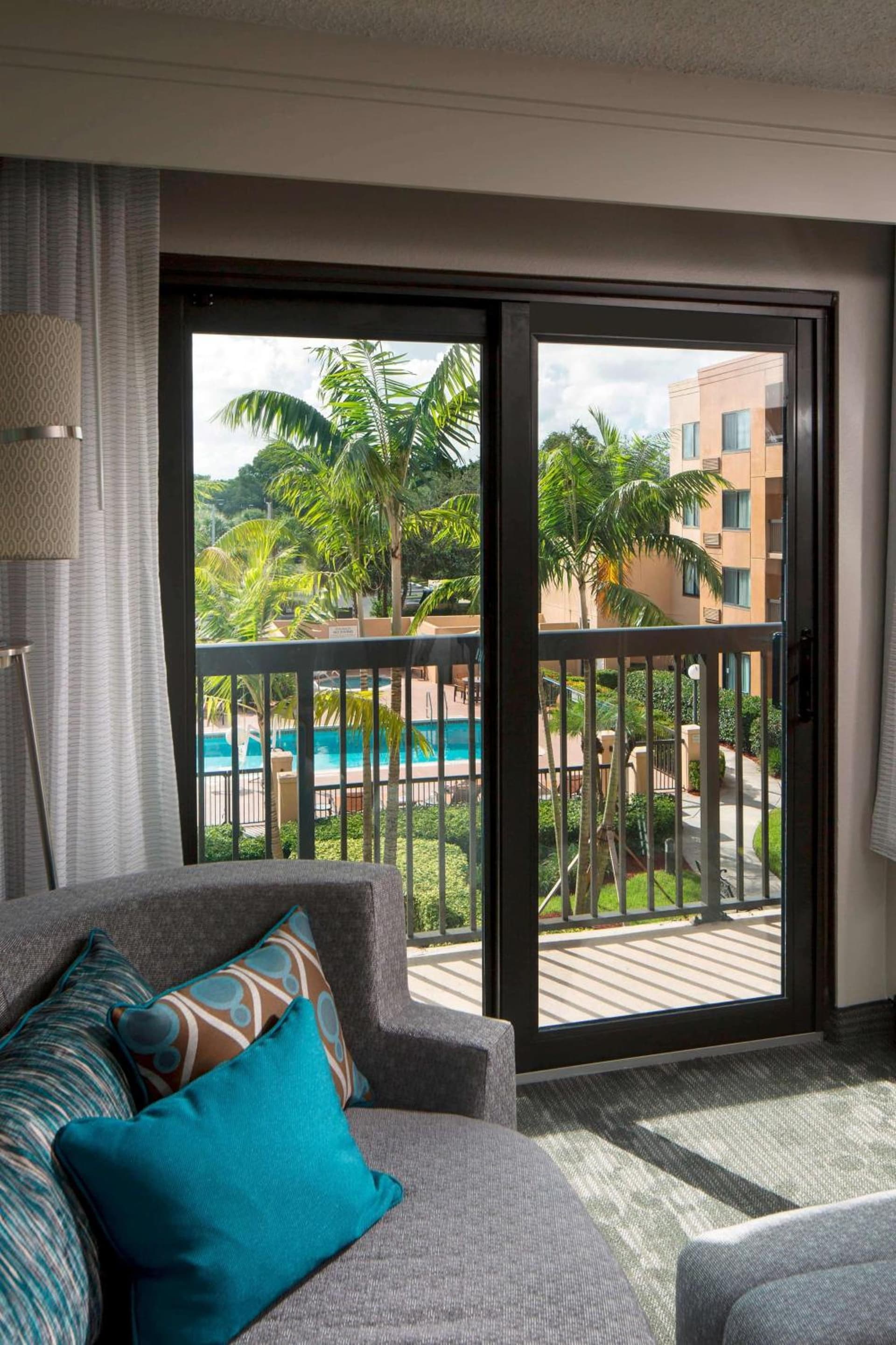 Sonesta Select Boca Raton Town Center gallery photo in Boca Raton, FL — image 14