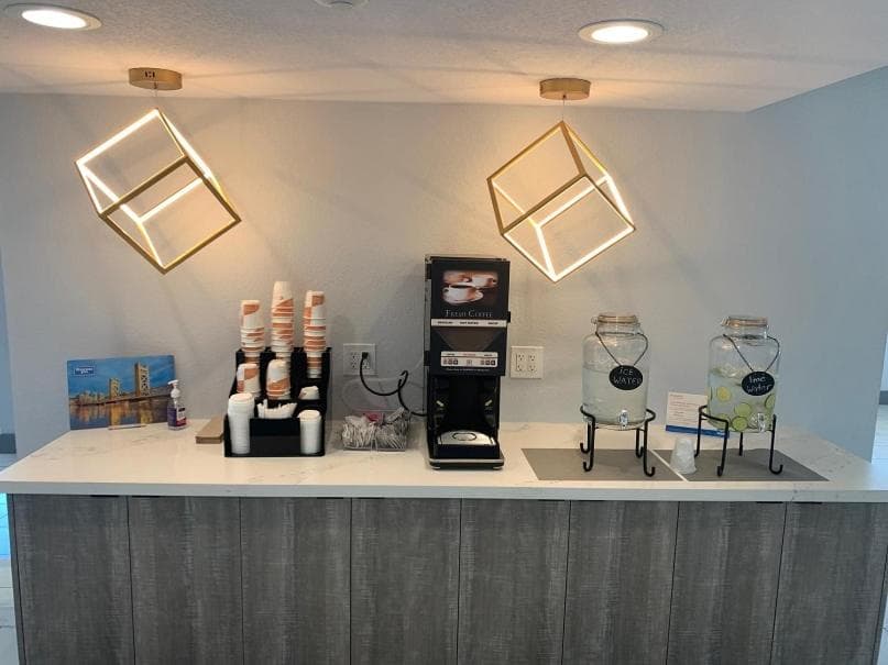 Rodeway Inn Sacramento-University Area property views in Sacramento, CA — gallery photo 3