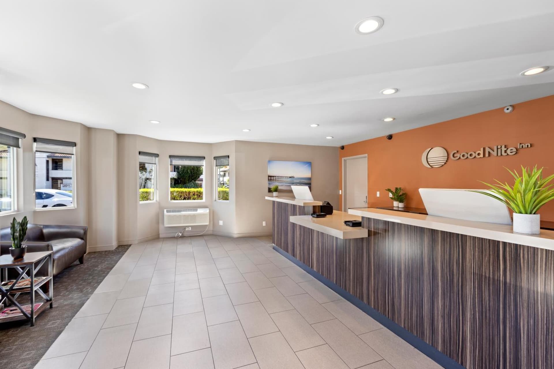 Good Nite Inn Calabasas featured exterior or lobby in Calabasas, CA — similar hotel