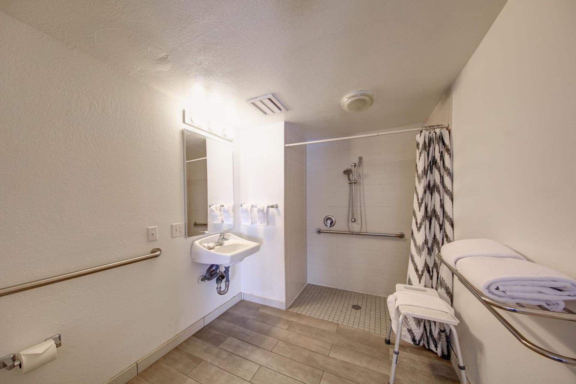 Inn at Venice Beach gallery photo in Los Angeles, CA — image 8