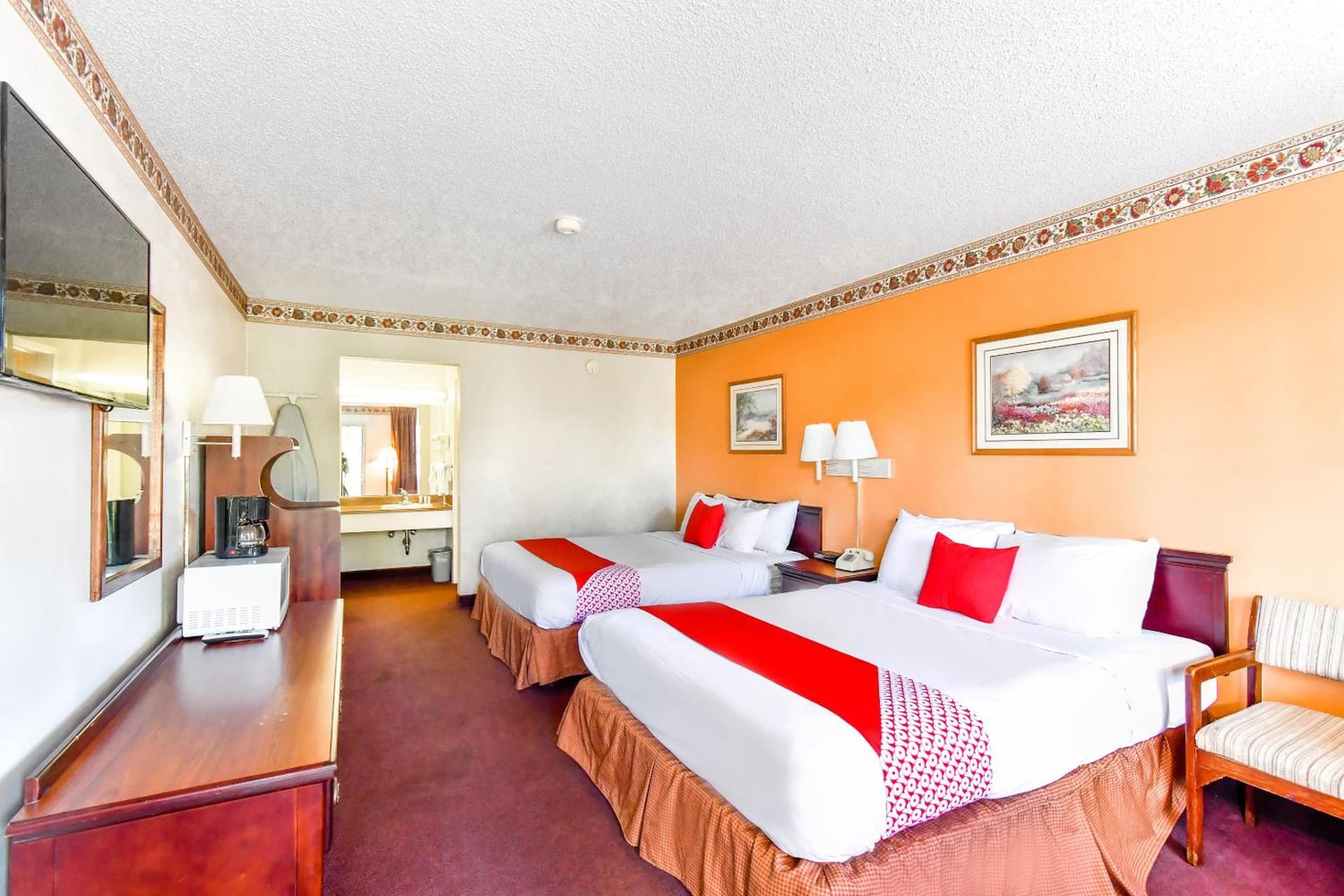 OYO Hotel Tyler Lindale gallery photo in Tyler, TX — image 31