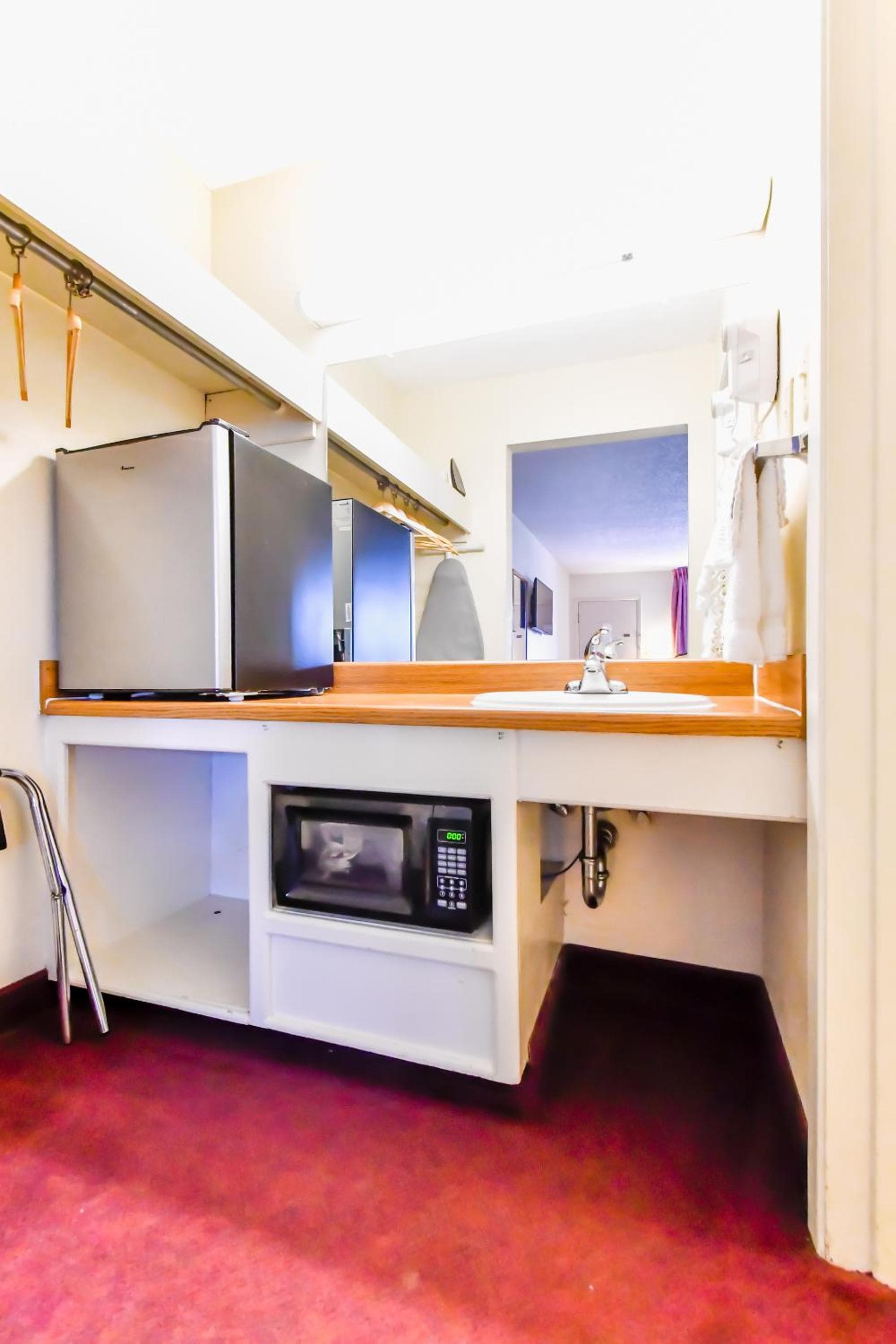 OYO Hotel Tyler Lindale gallery photo in Tyler, TX — image 16