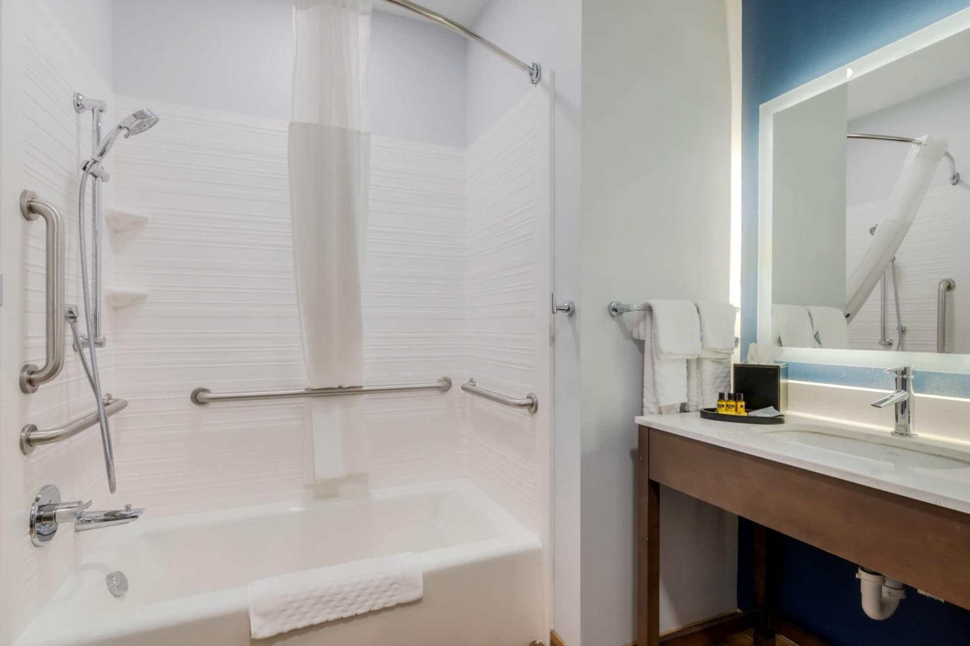 Hyatt Select St Louis Airport gallery photo in Saint Louis, MO — image 43