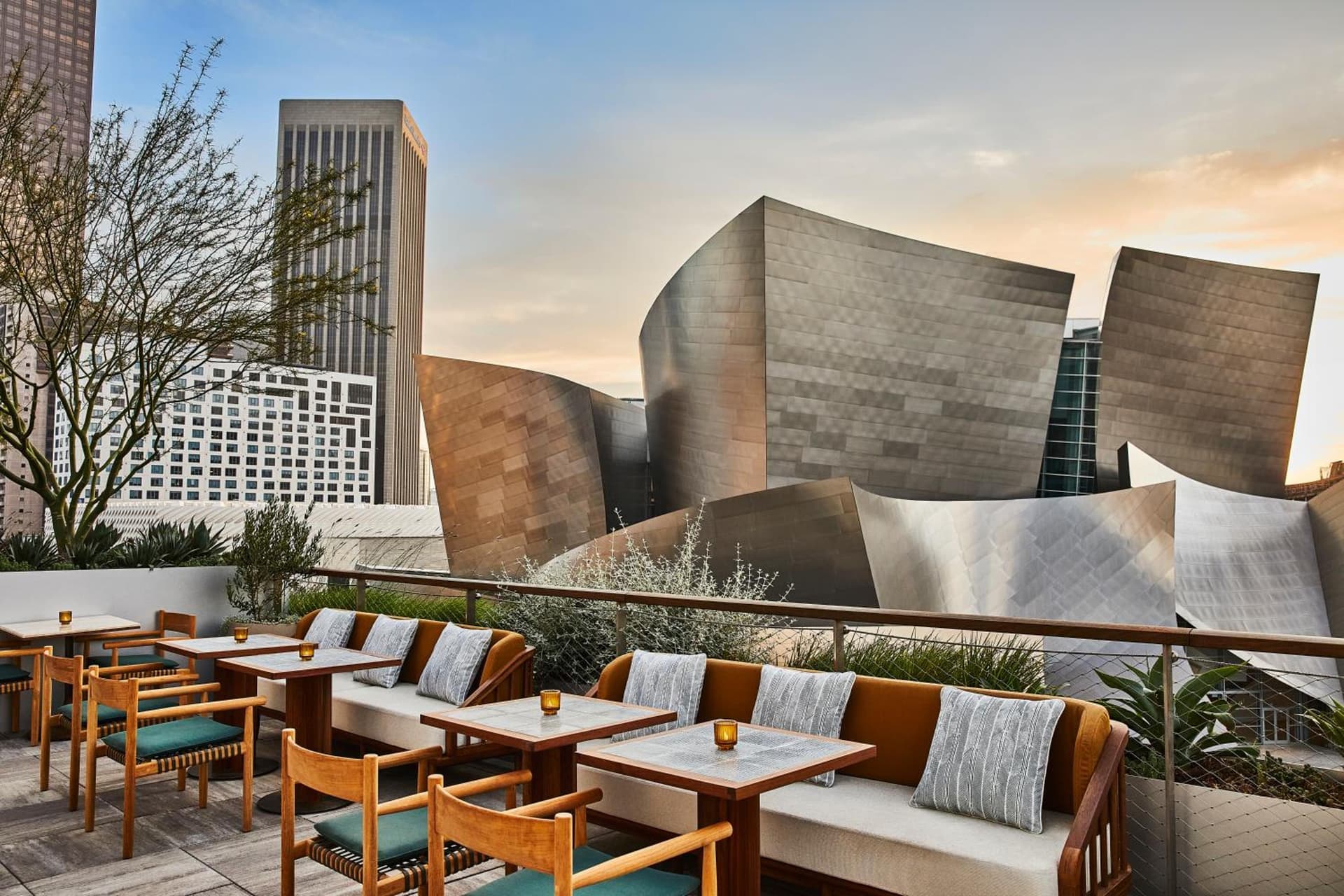 Conrad Los Angeles gallery photo in Los Angeles, CA — image 152