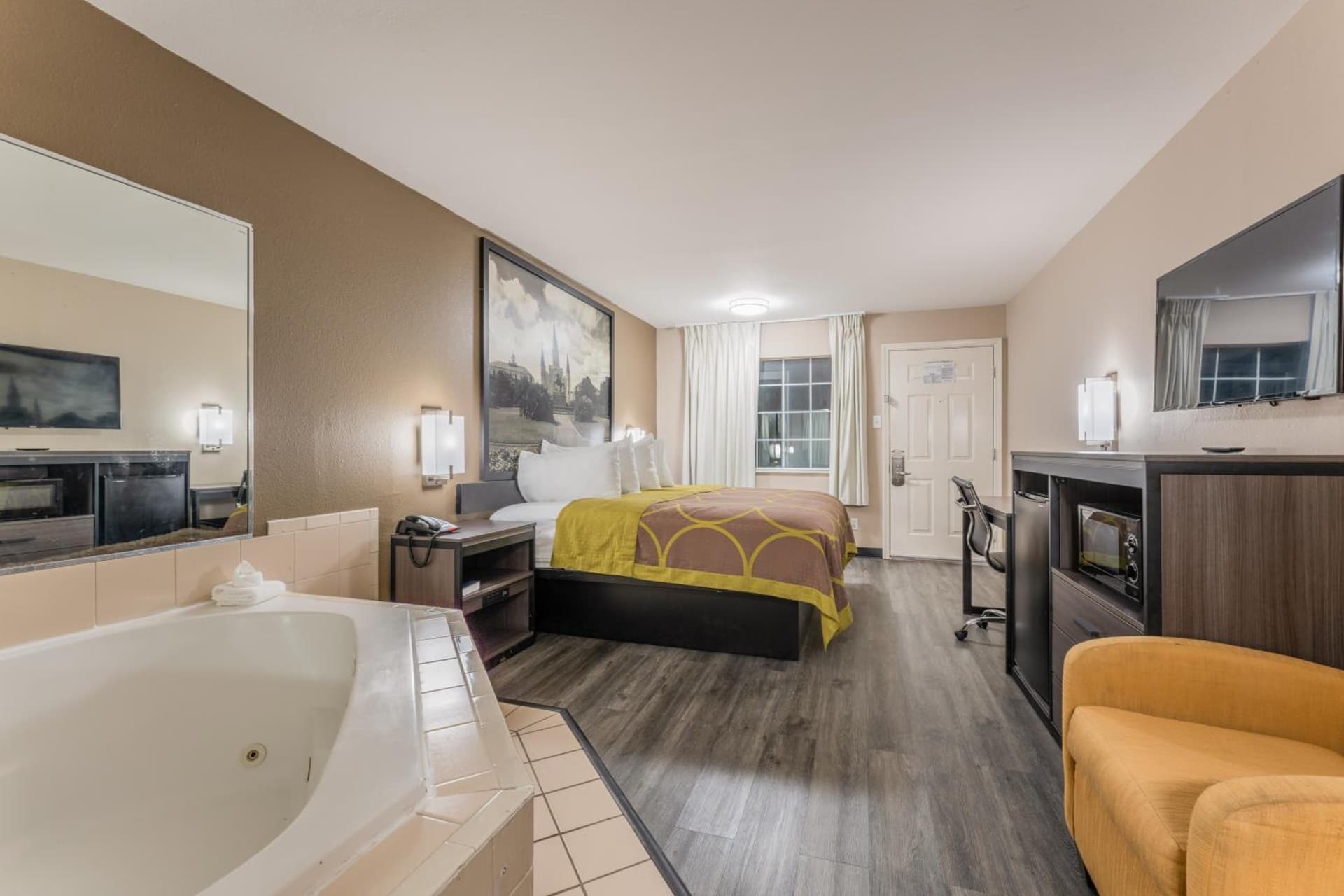 Super 8 by Wyndham Lake Charles Northeast gallery photo in Lake Charles, LA — image 23