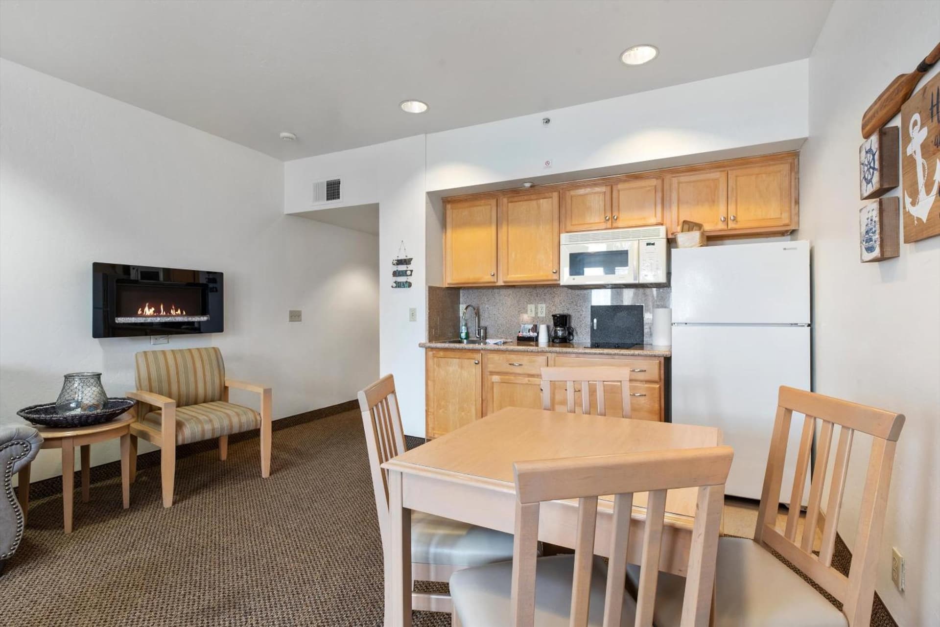 Beach House Inn & Suites gallery photo in Pismo Beach, CA — image 17