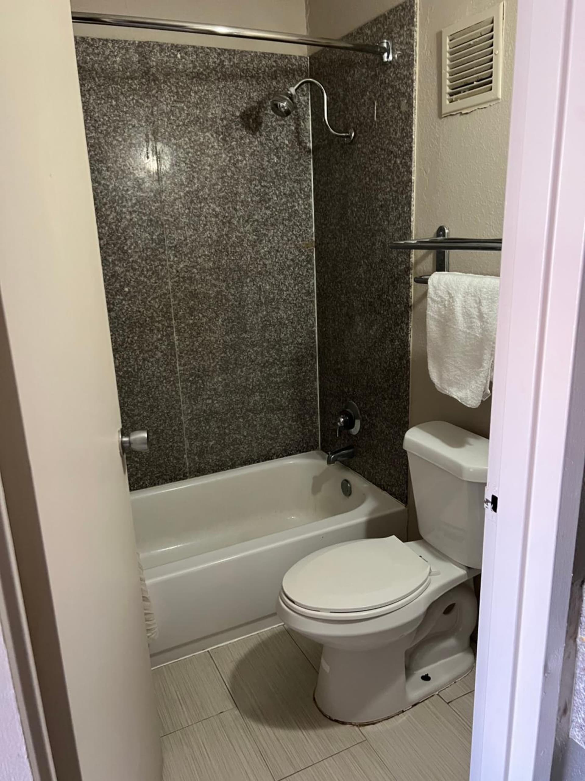 Baymont Inn by Wyndham Odessa University Area gallery photo in Odessa, TX — image 15