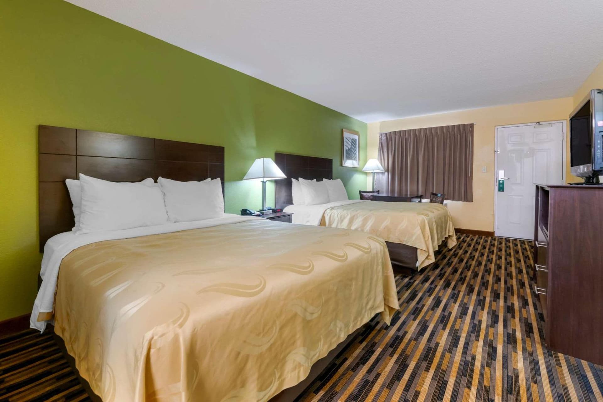 Quality Inn & Suites Mt Dora North gallery photo in Mount Dora, FL — image 33