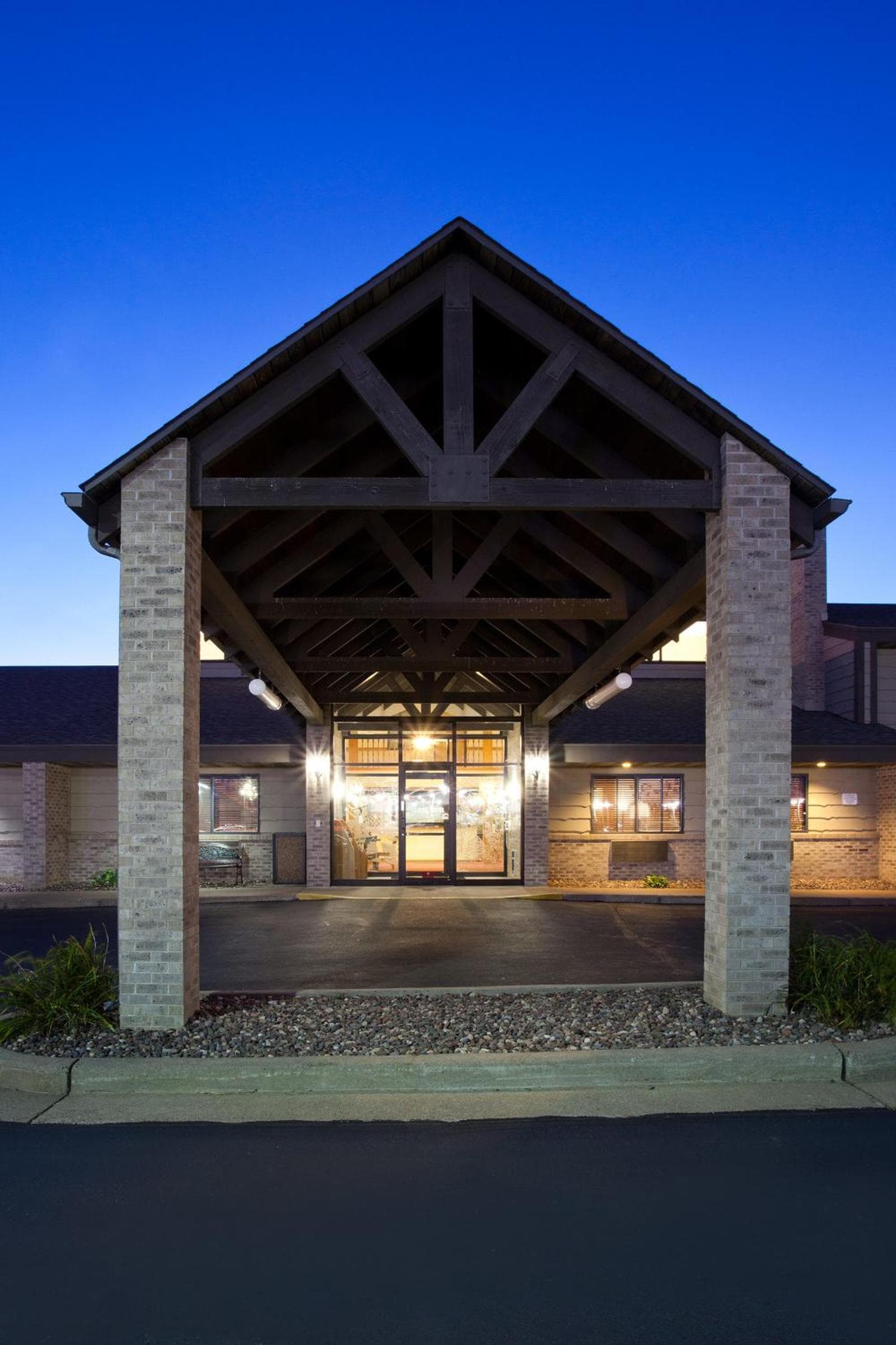 AmericInn by Wyndham Eau Claire gallery photo in Eau Claire, WI — image 44