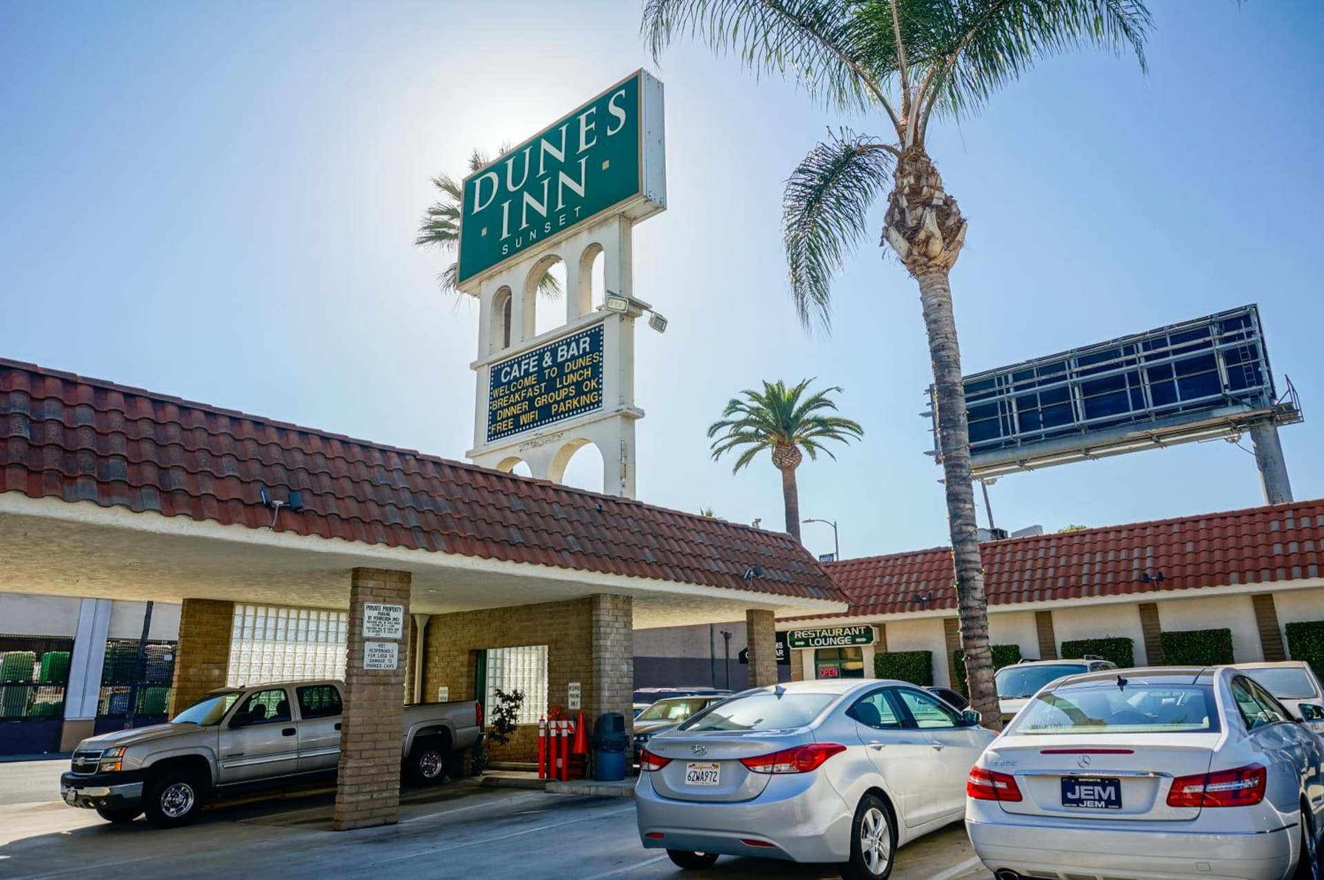 Dunes Inn - Sunset gallery photo in Los Angeles, CA — image 47