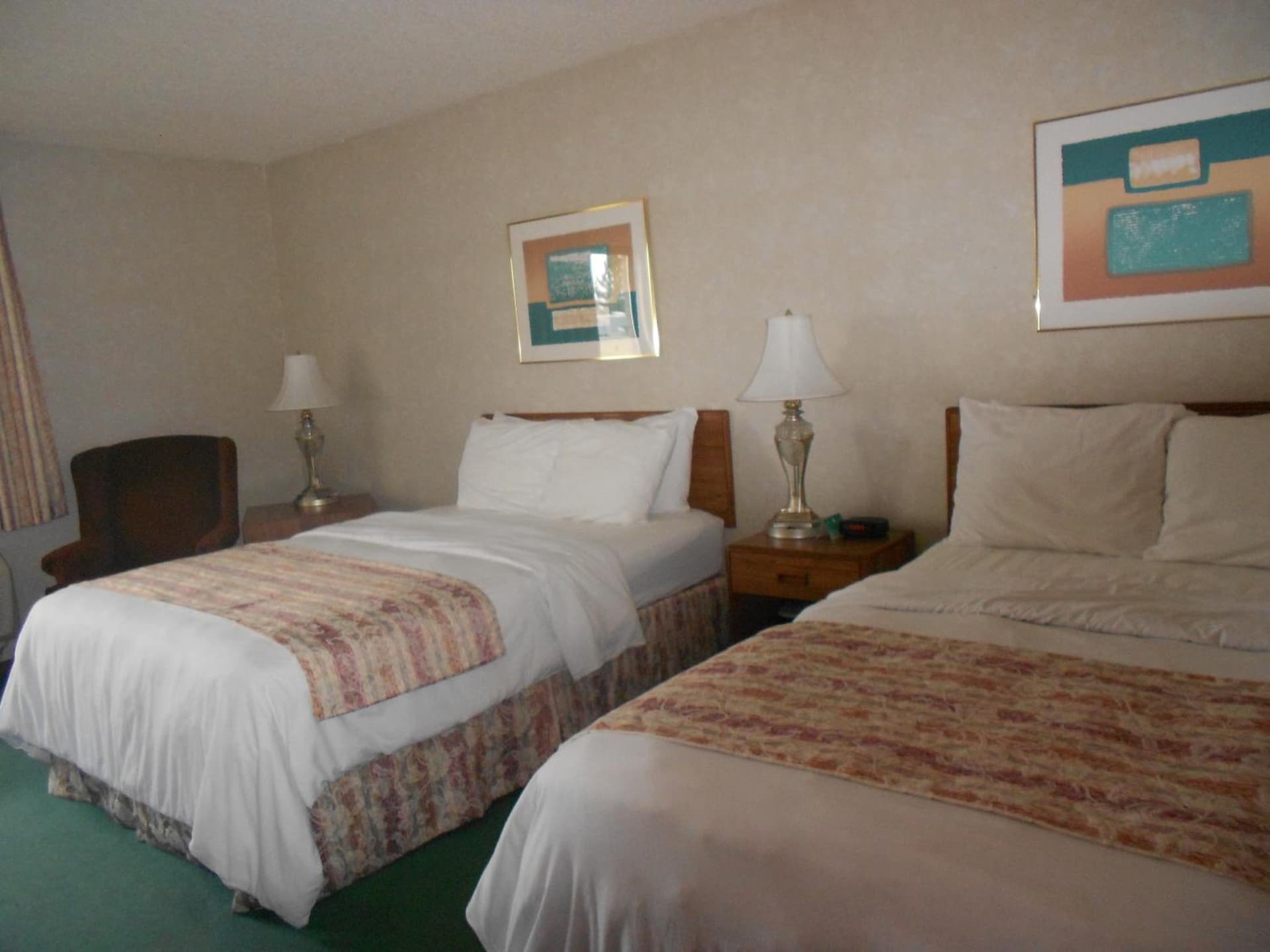 Abby Inn interior in Abbotsford, WI — gallery photo 2