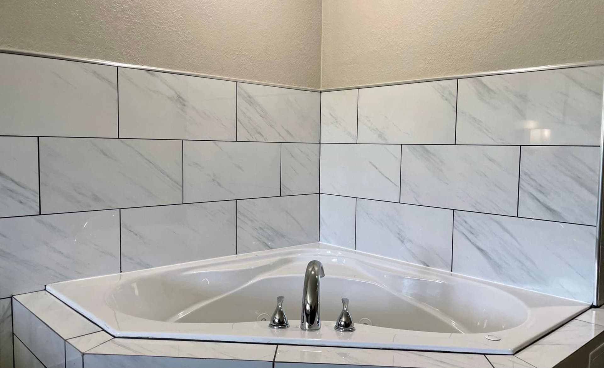 Days Inn by Wyndham Columbus IN property views in Columbus, IN — gallery photo 3
