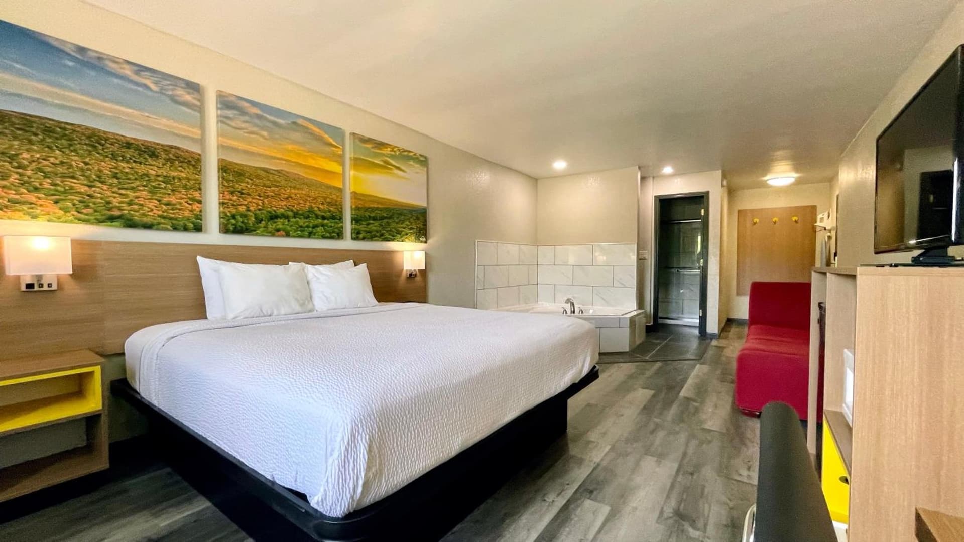 Days Inn by Wyndham Columbus IN gallery photo in Columbus, IN — image 8