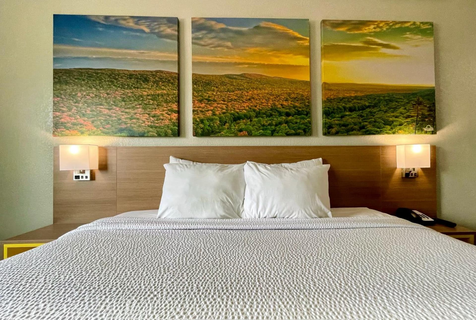 Days Inn by Wyndham Columbus IN gallery photo in Columbus, IN — image 19