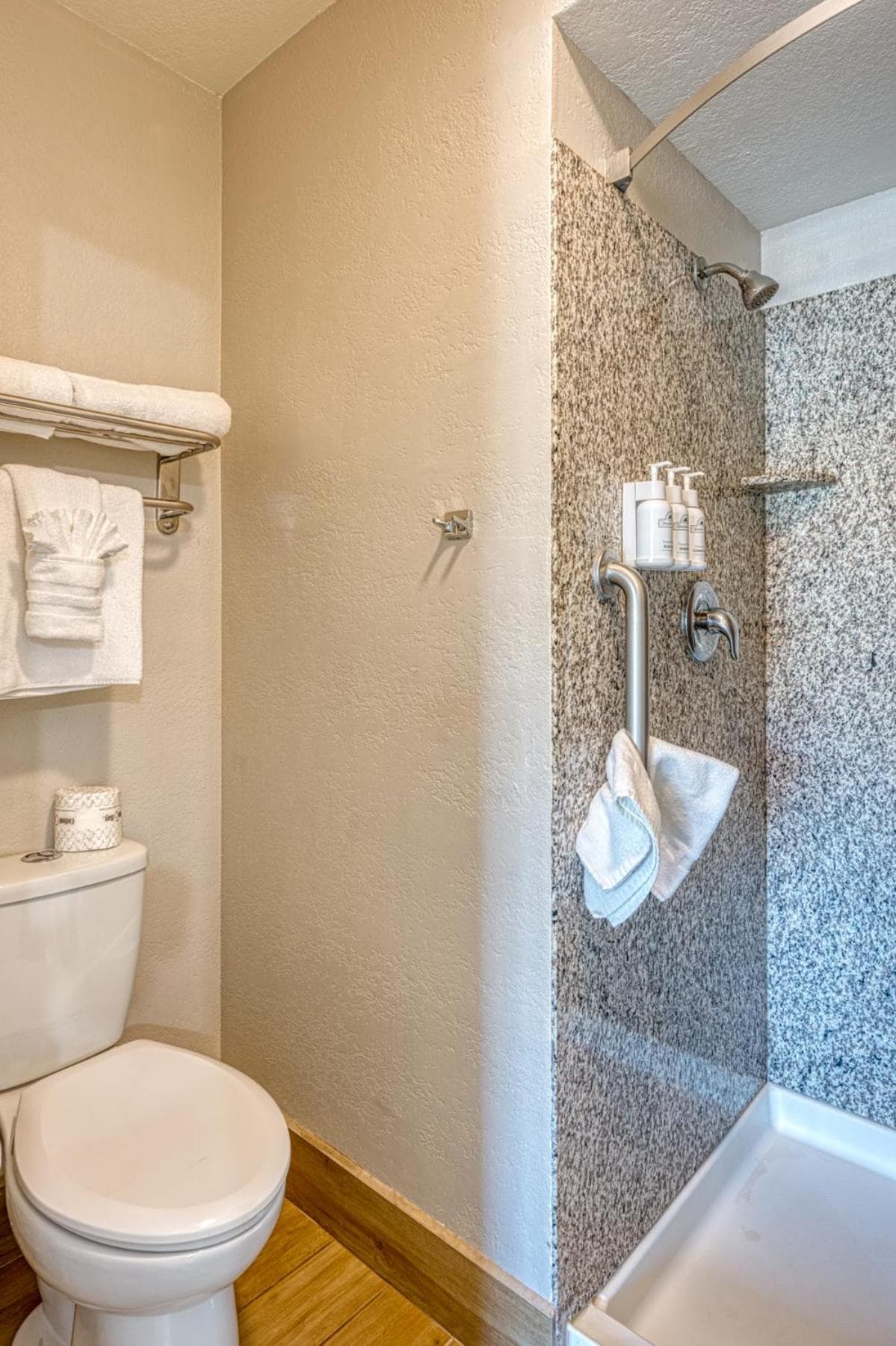 Harbor House Inn gallery photo in Morro Bay, CA — image 40