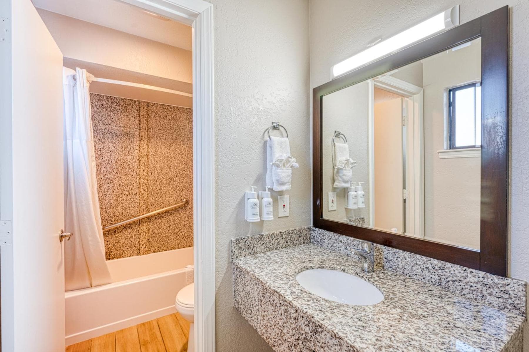 Harbor House Inn gallery photo in Morro Bay, CA — image 50