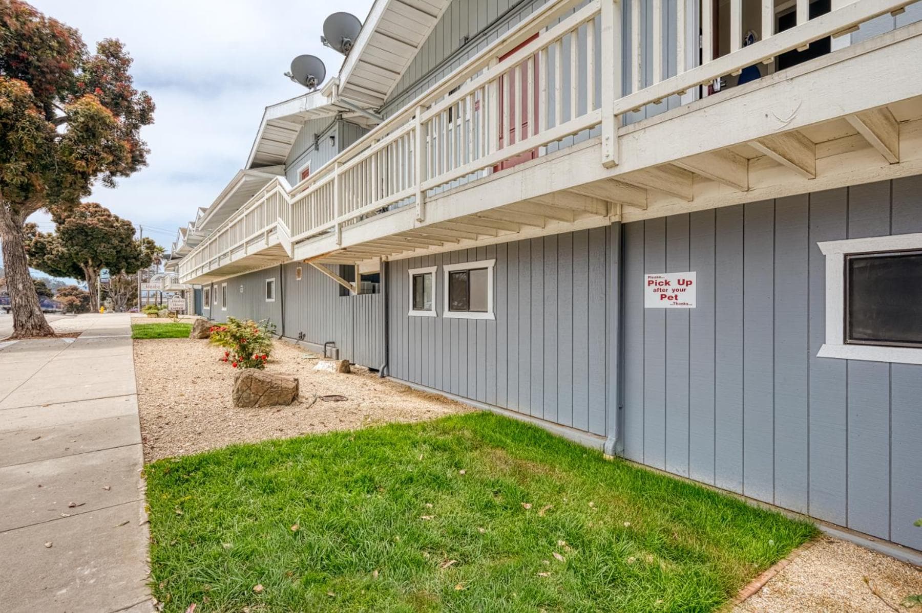 Harbor House Inn property views in Morro Bay, CA — gallery photo 3