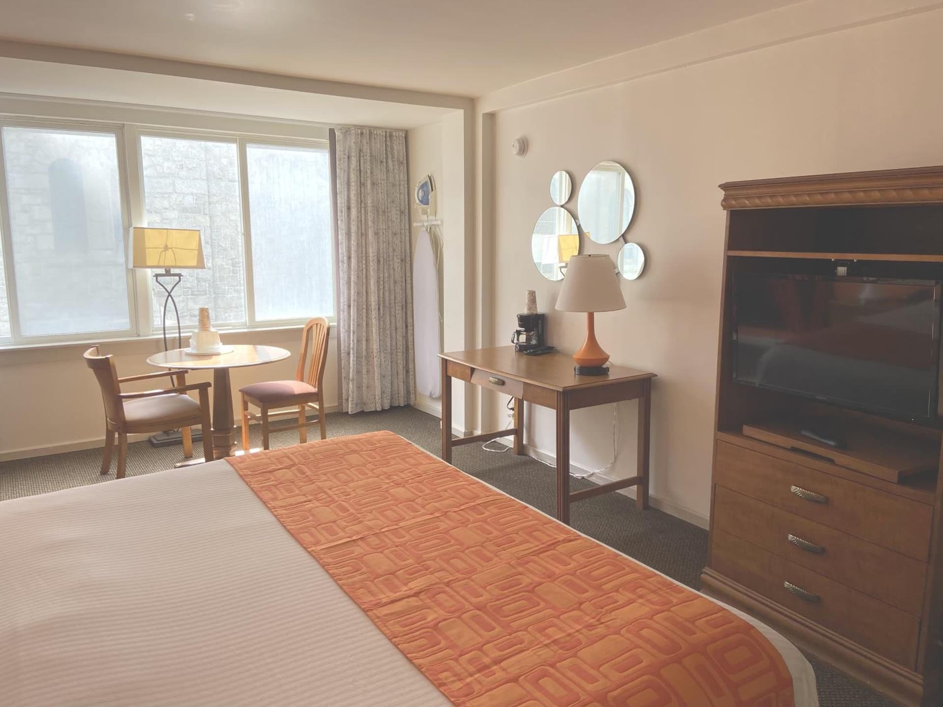 Howard Johnson by Wyndham Atlantic City interior in Atlantic City, NJ — gallery photo 2