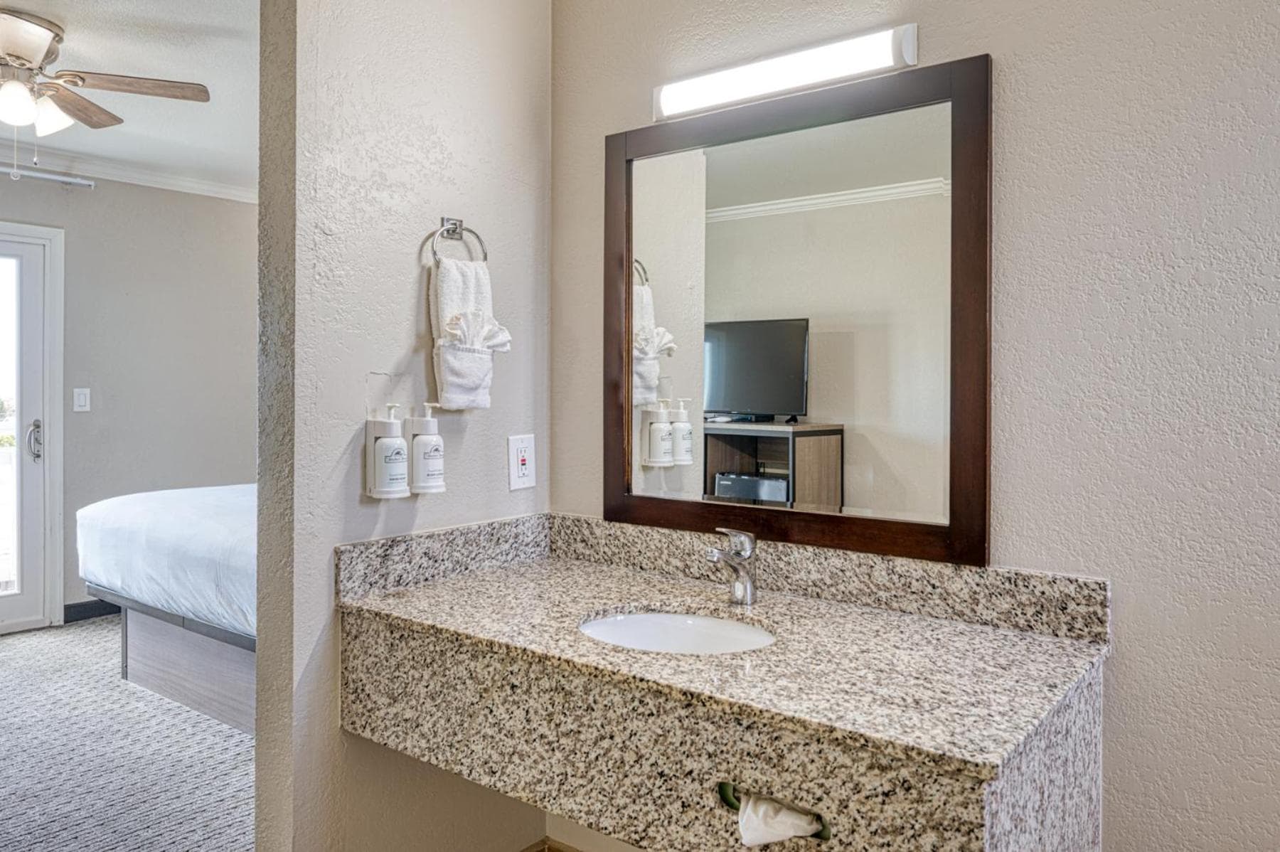 Harbor House Inn gallery photo in Morro Bay, CA — image 13
