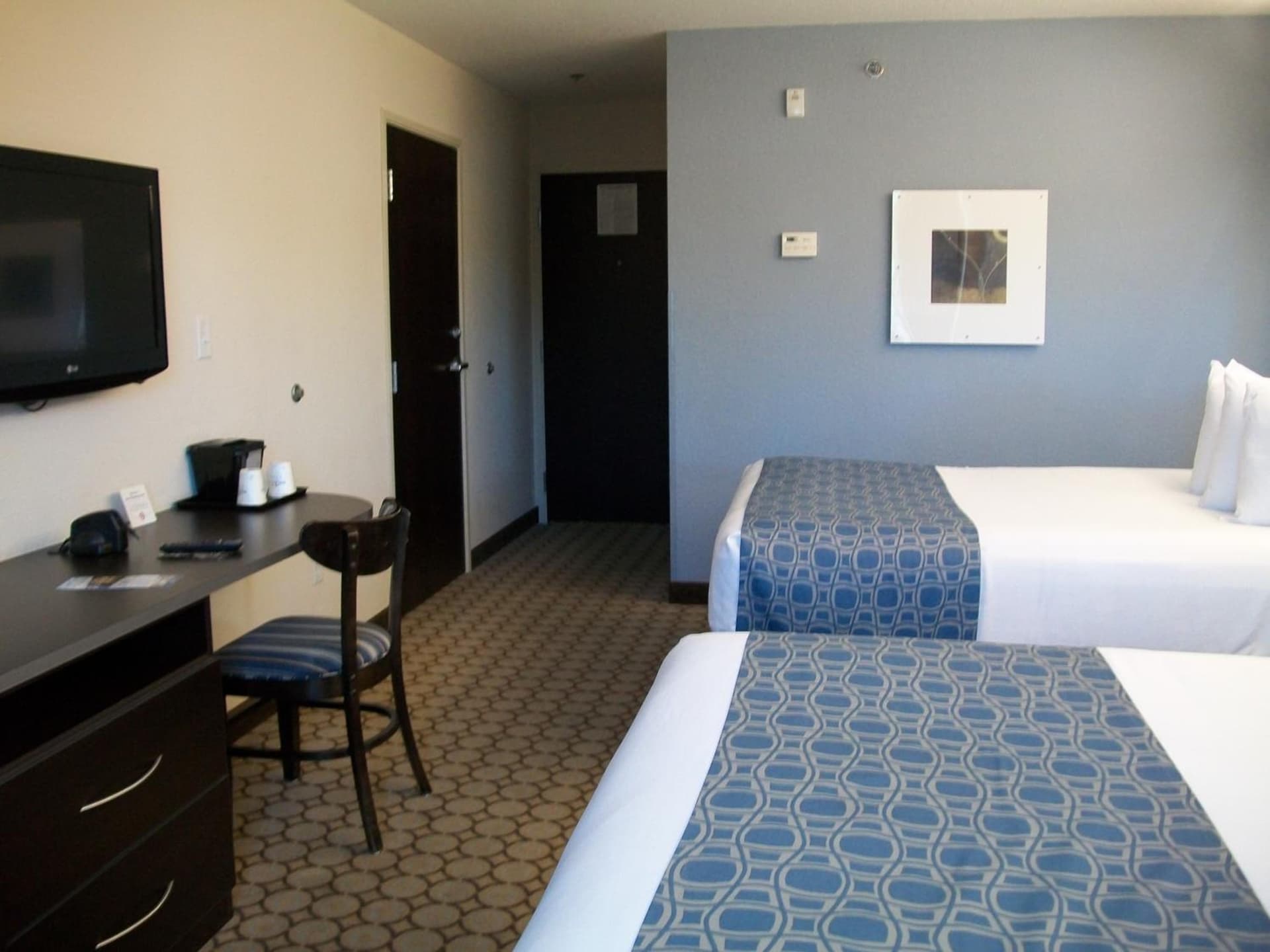 Microtel Inn & Suites by Wyndham Spring Hill/Weeki Wachee gallery photo in Weeki Wachee, FL — image 17