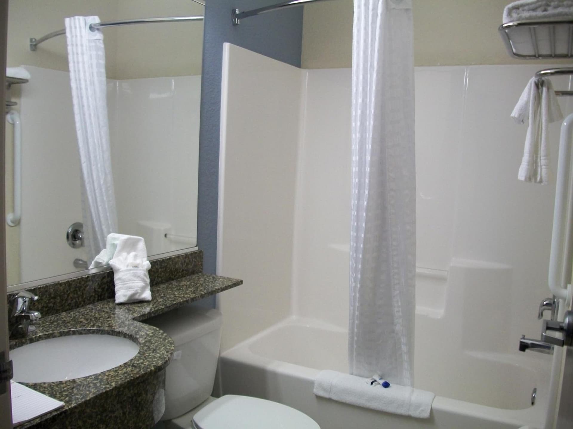 Microtel Inn & Suites by Wyndham Spring Hill/Weeki Wachee property views in Weeki Wachee, FL — gallery photo 3