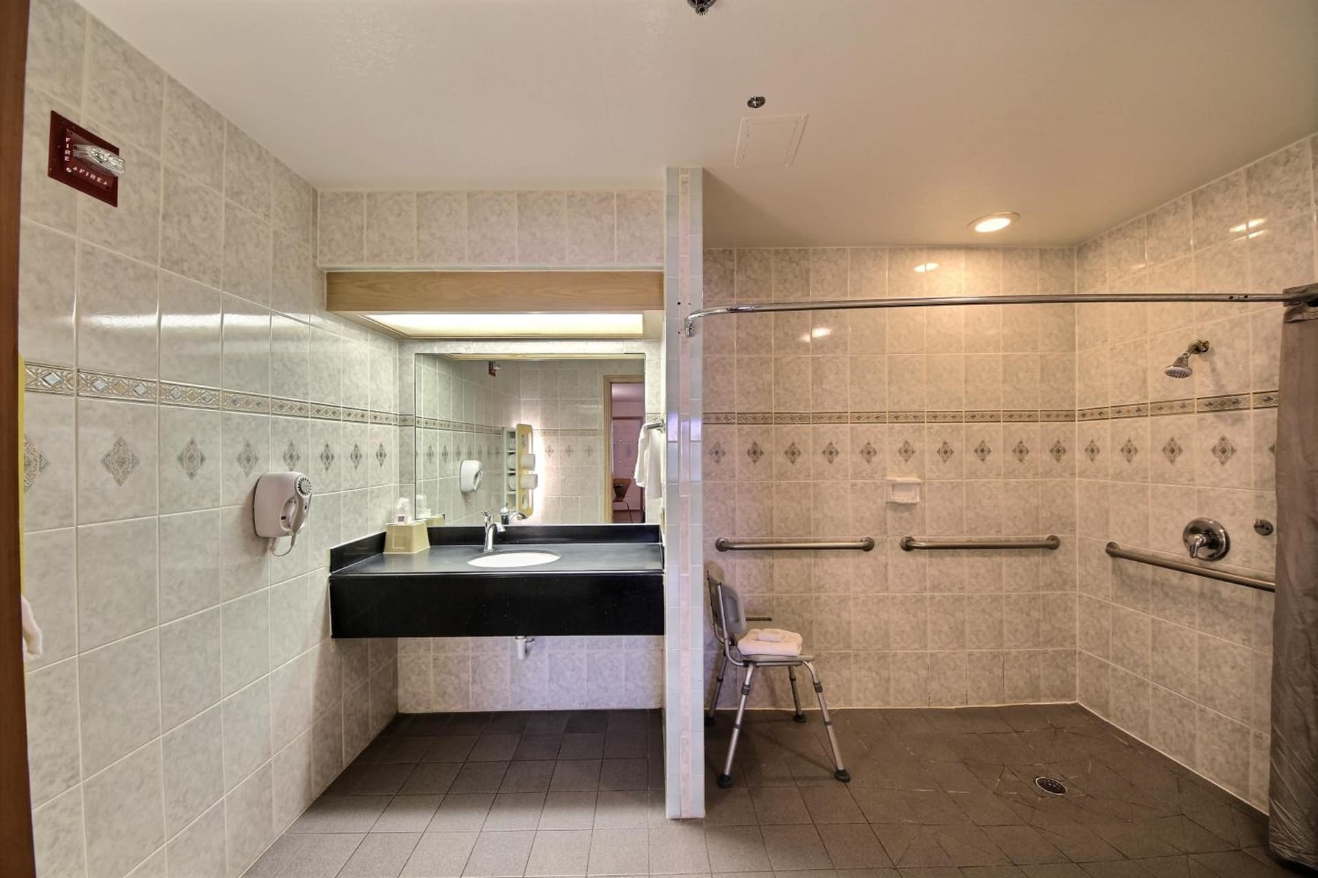 Motel 6-Edinburg, TX gallery photo in Edinburg, TX — image 42