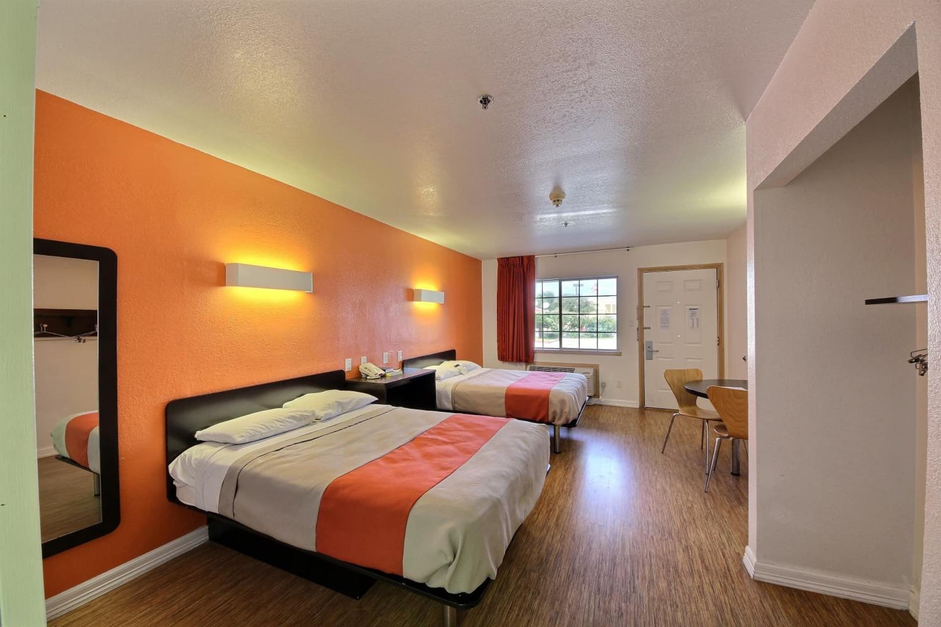 Motel 6-Edinburg, TX gallery photo in Edinburg, TX — image 58
