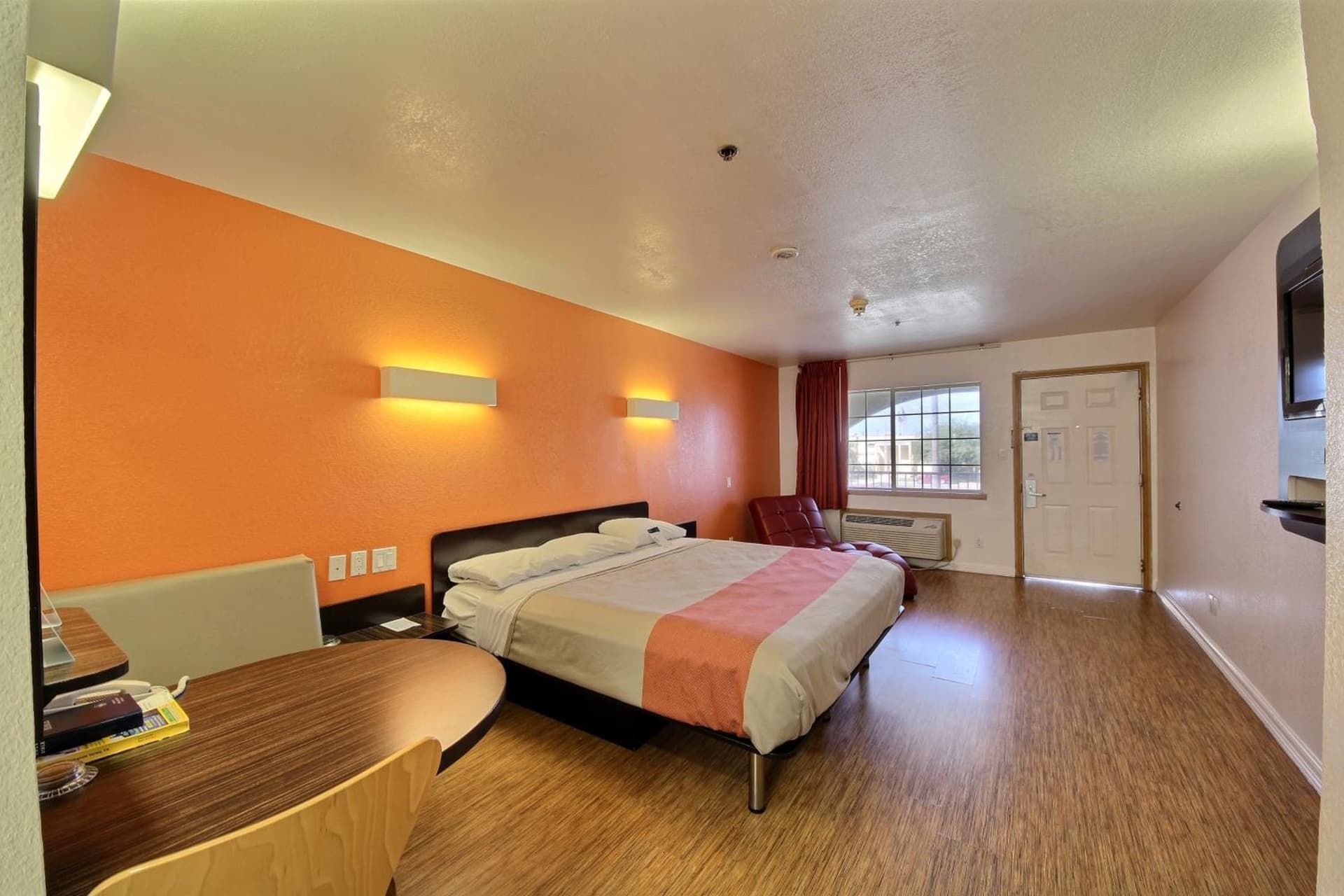 Motel 6-Edinburg, TX gallery photo in Edinburg, TX — image 47