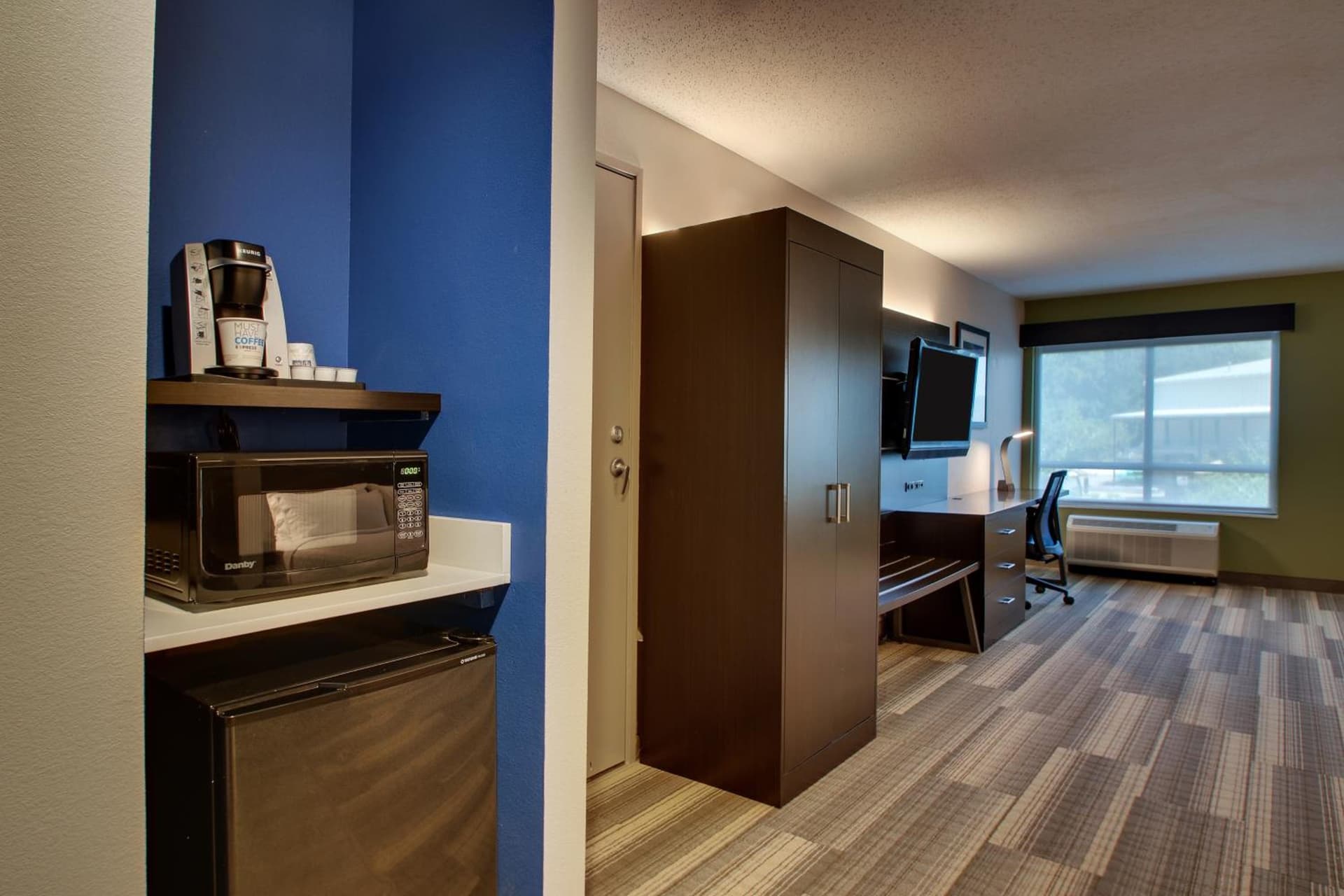 Holiday Inn Express Georgetown by IHG property views in Georgetown, KY — gallery photo 3