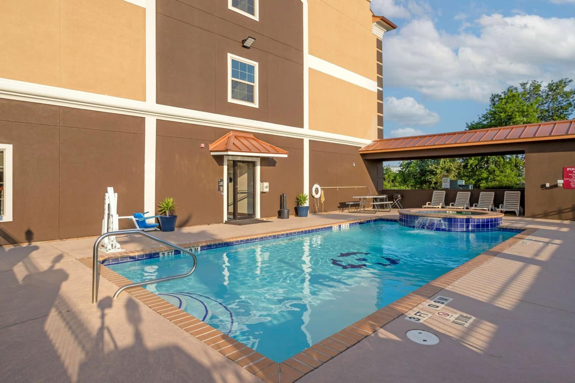 Best Western Texas City interior in Texas City, TX — gallery photo 2
