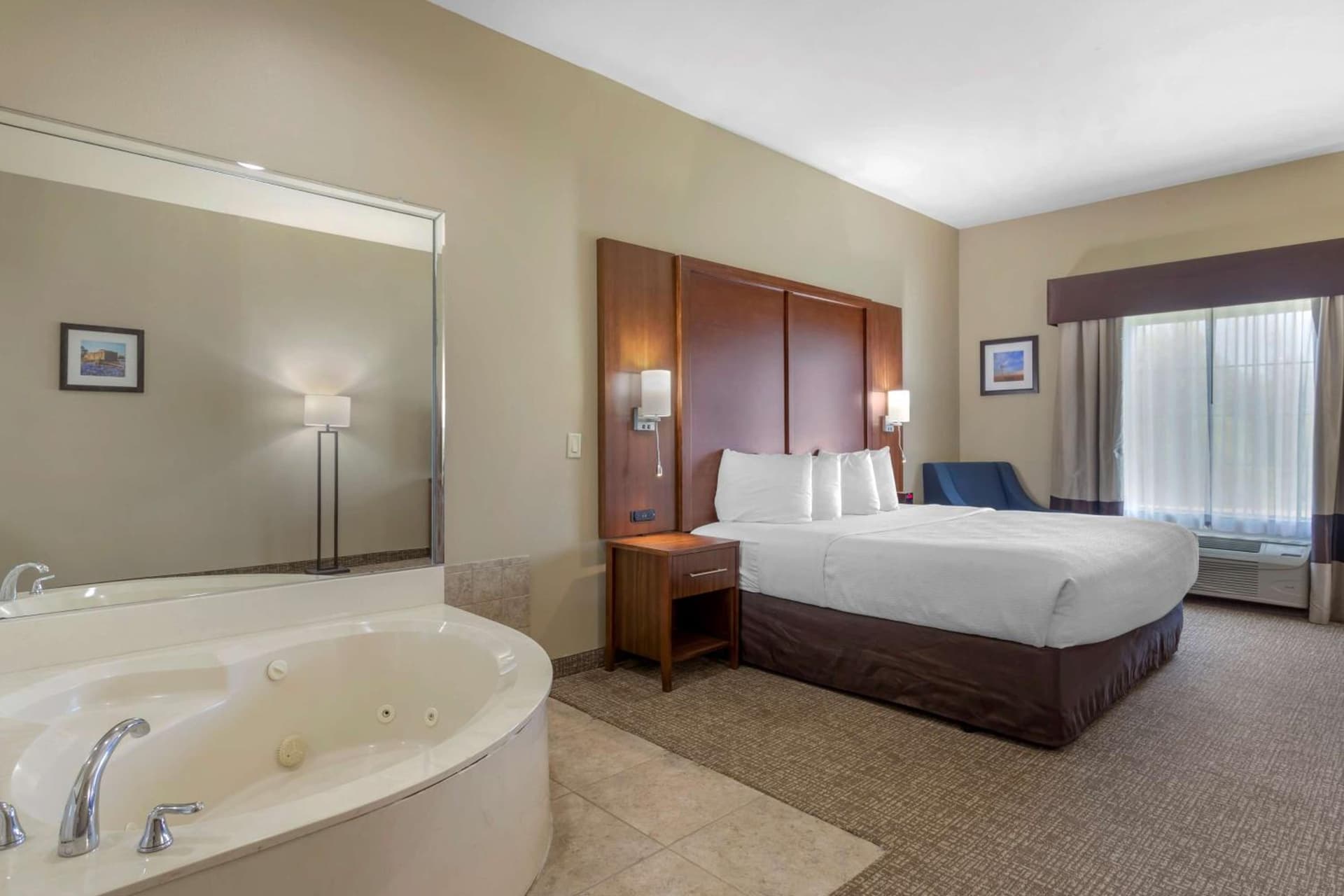 Best Western Texas City gallery photo in Texas City, TX — image 11