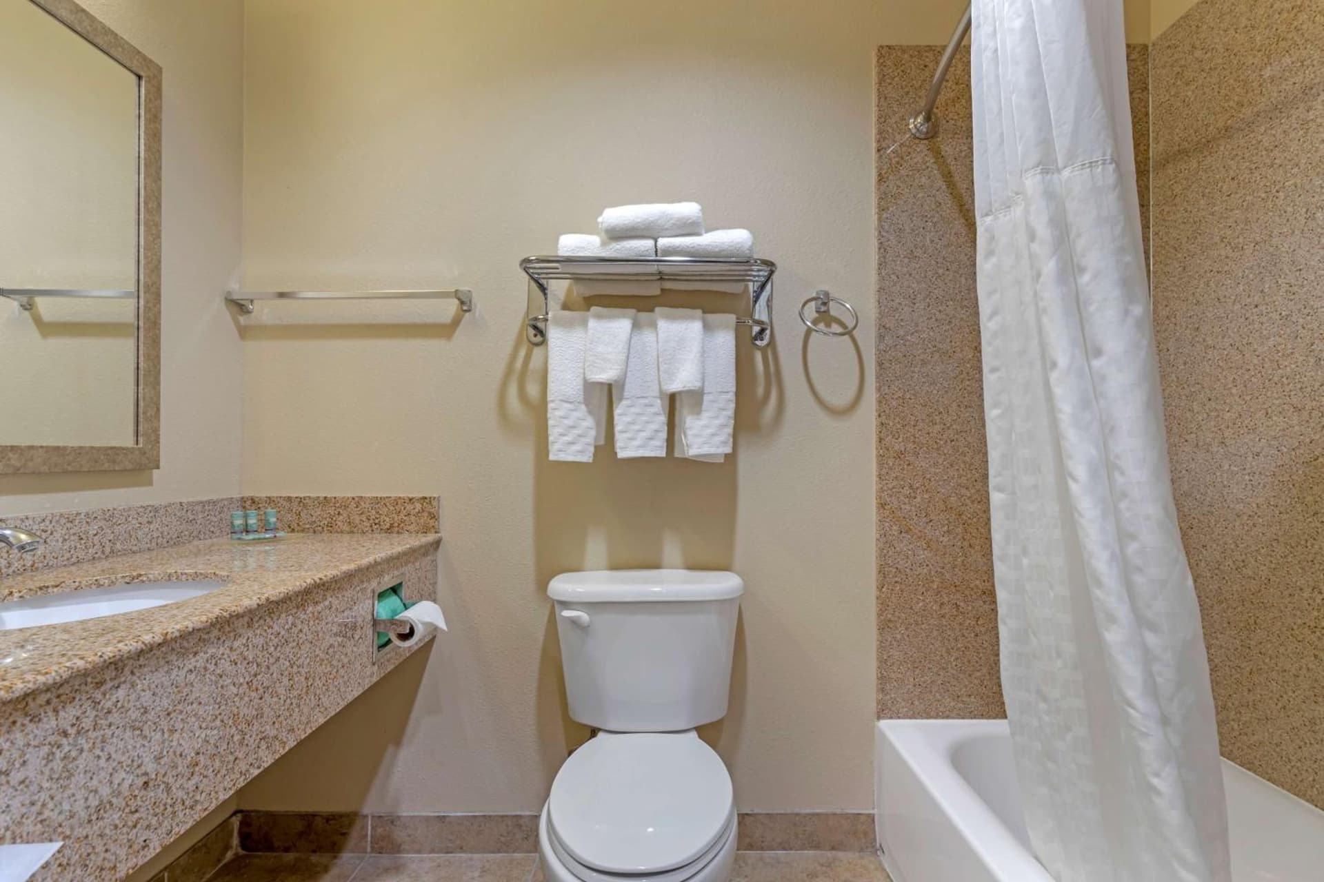 Best Western Texas City gallery photo in Texas City, TX — image 33